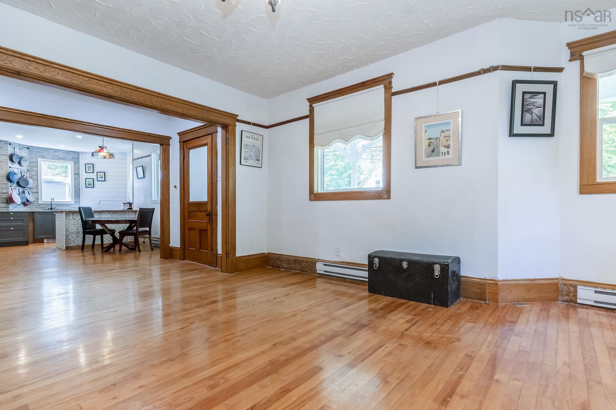 $425,000.00: 366 Main Street, Middleton