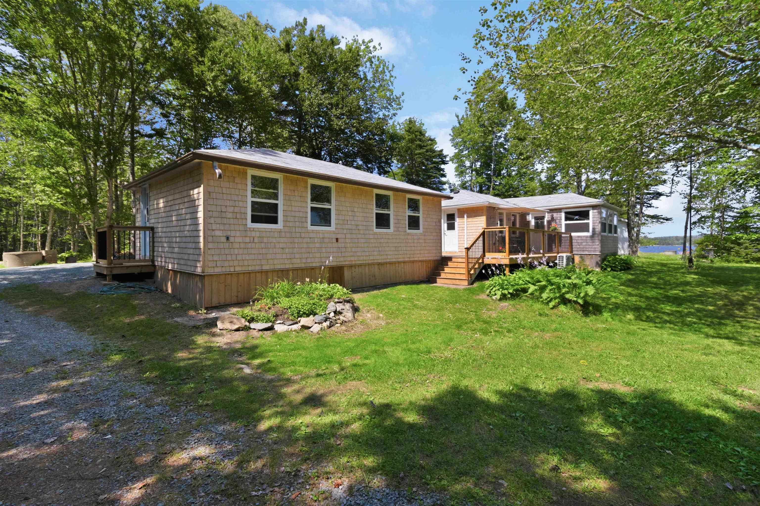 $499,900.00: 15 & 17 Juniper Lane, Upper Lakeville