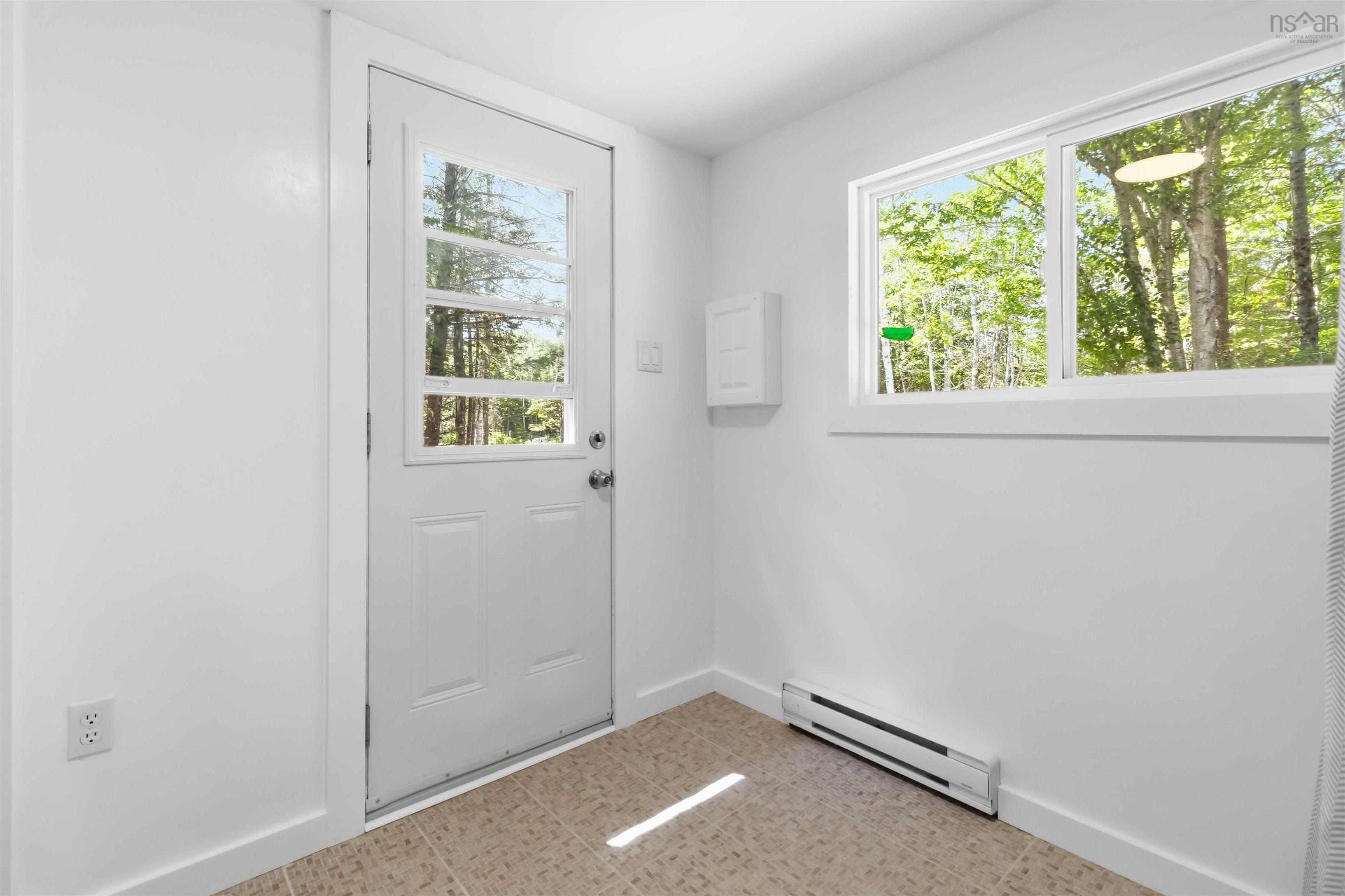 $499,900.00: 15 & 17 Juniper Lane, Upper Lakeville