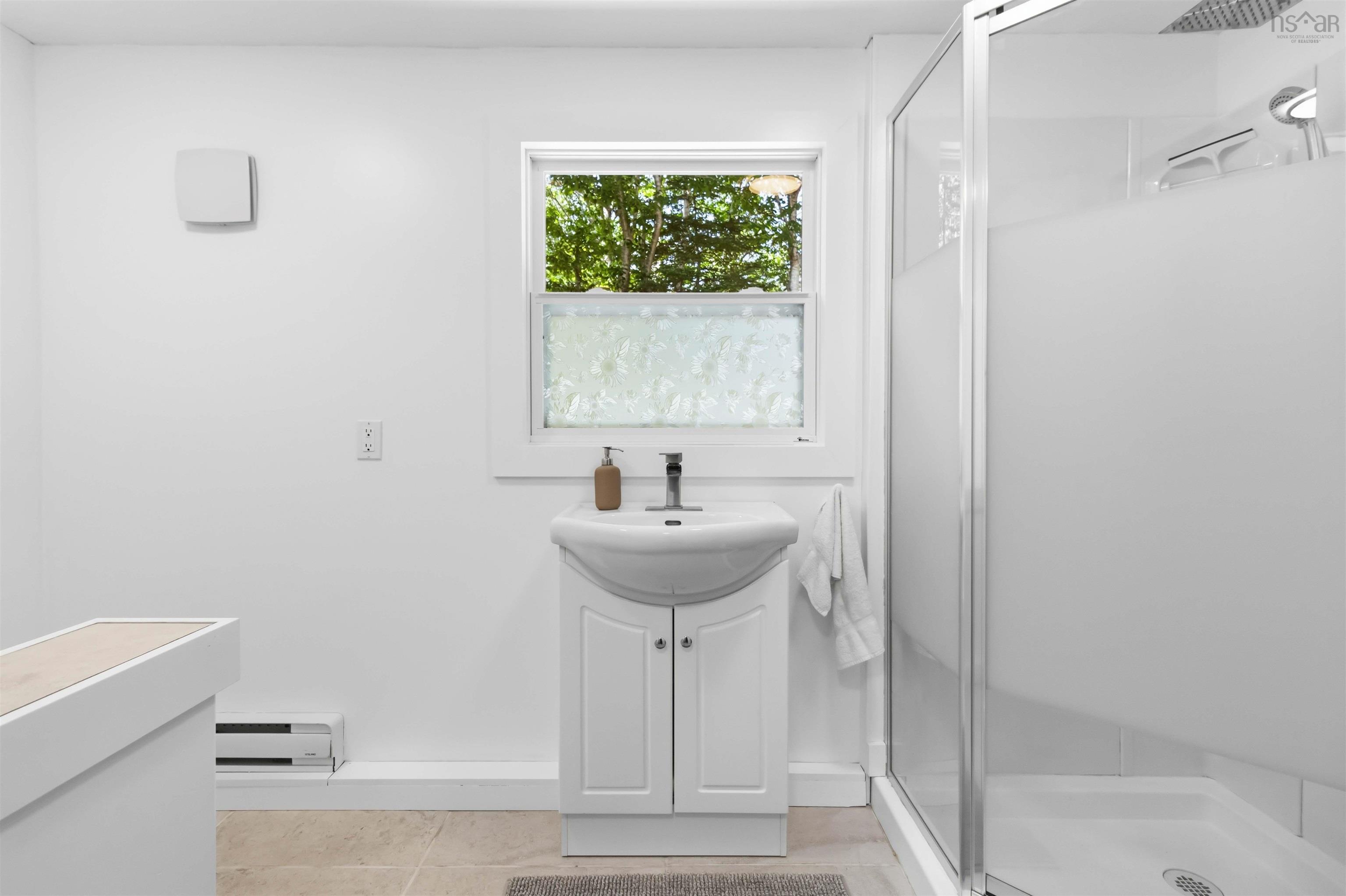 $499,900.00: 15 & 17 Juniper Lane, Upper Lakeville