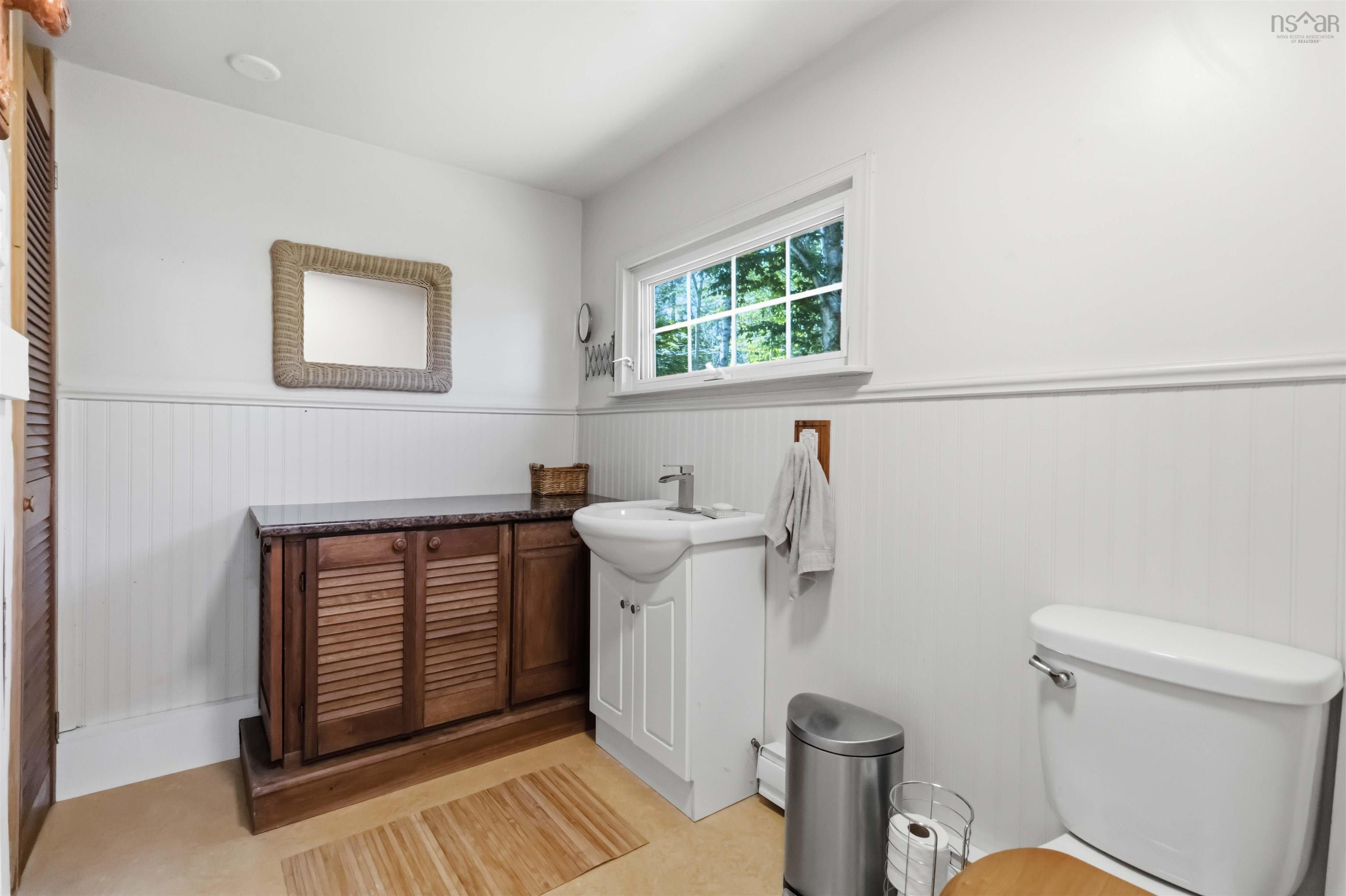 $499,900.00: 15 & 17 Juniper Lane, Upper Lakeville