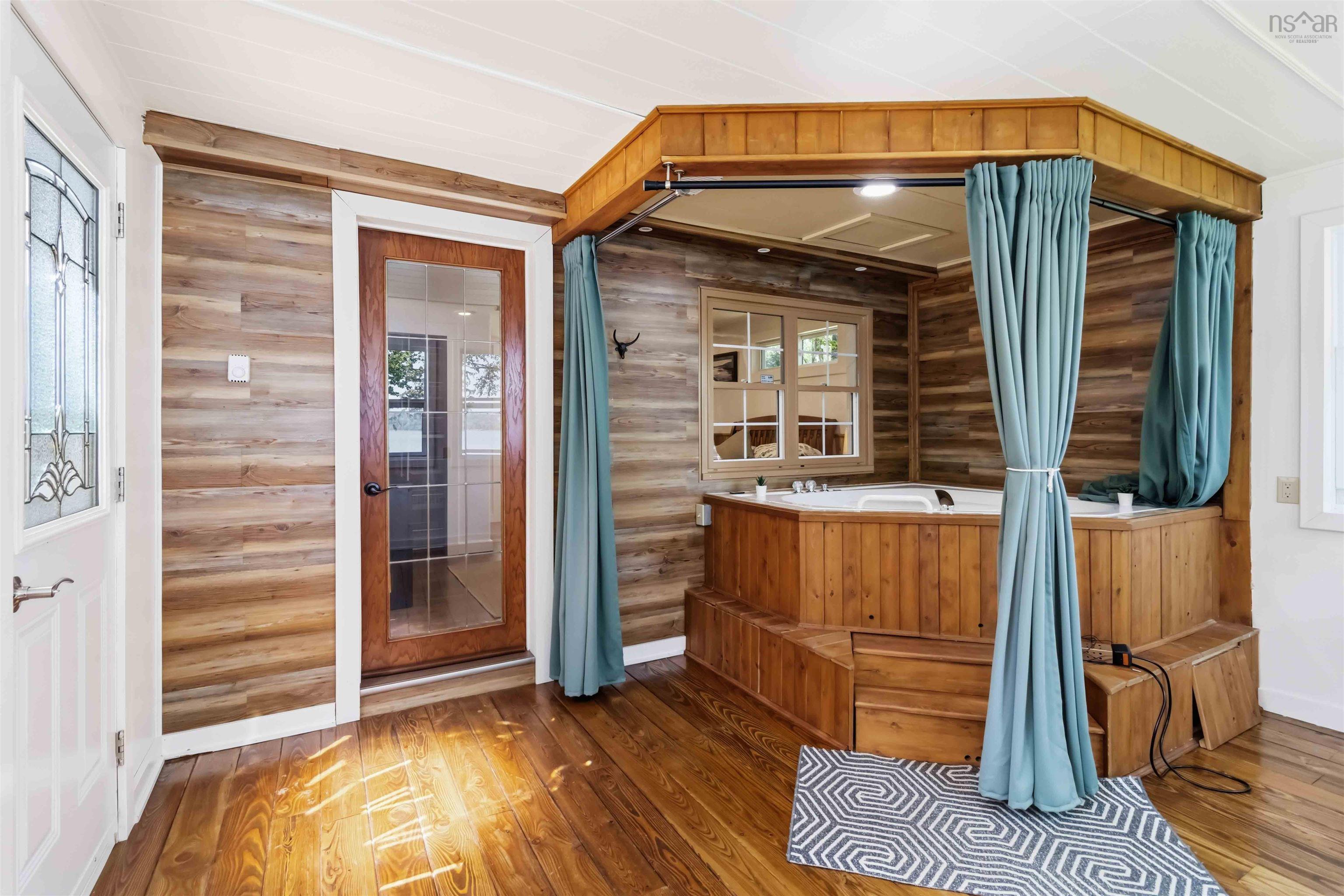 $499,900.00: 15 & 17 Juniper Lane, Upper Lakeville