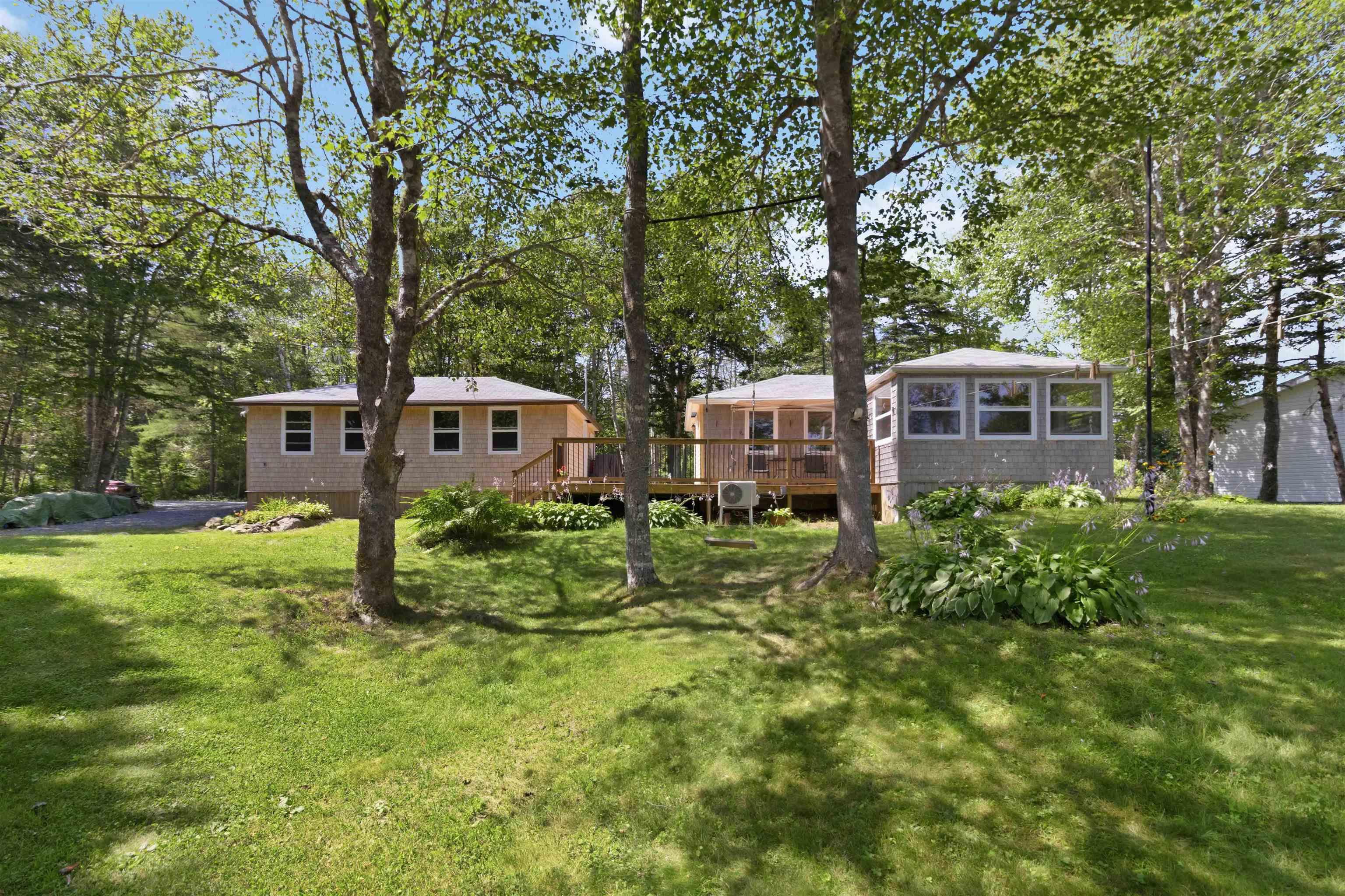 $499,900.00: 15 & 17 Juniper Lane, Upper Lakeville