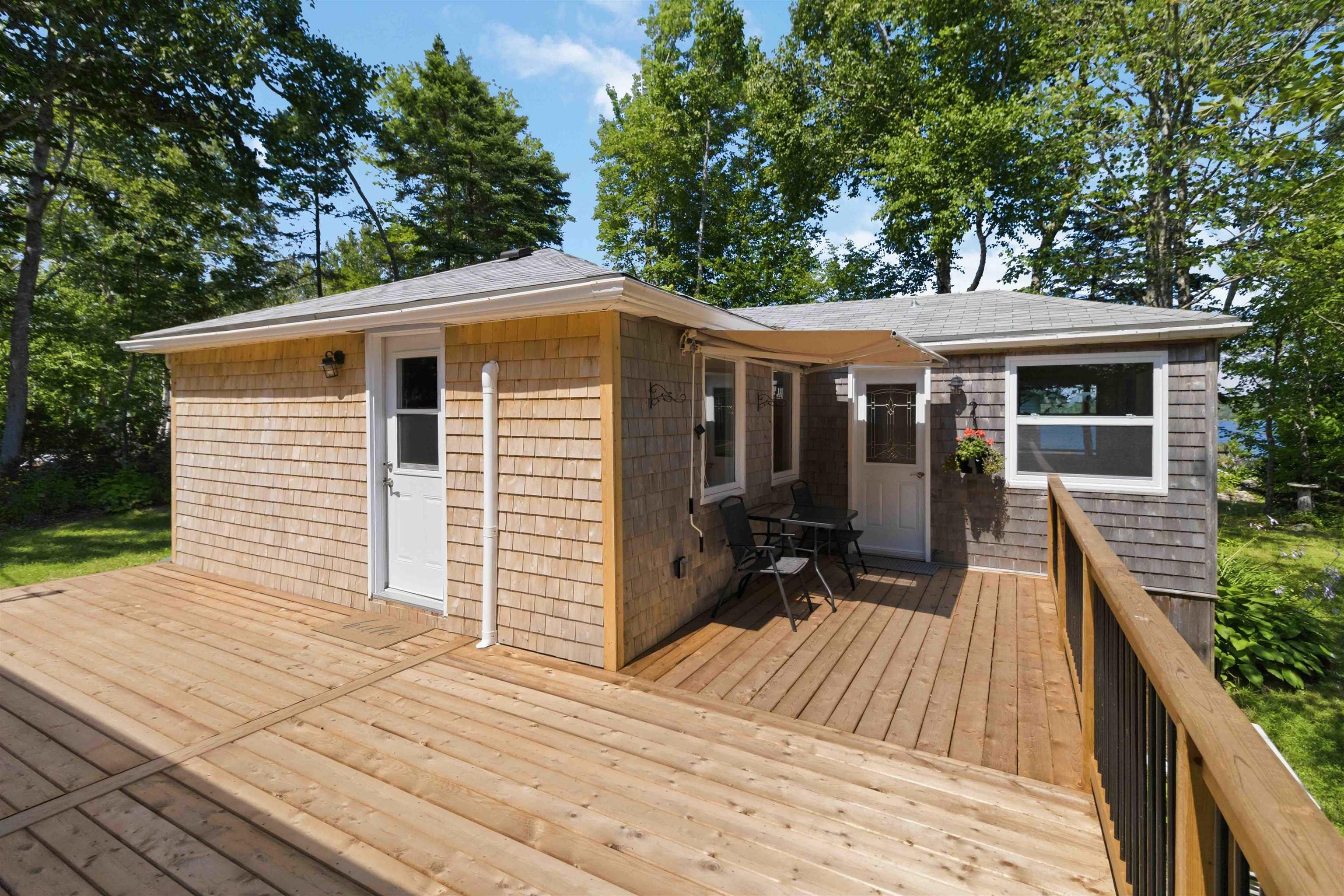 $499,900.00: 15 & 17 Juniper Lane, Upper Lakeville