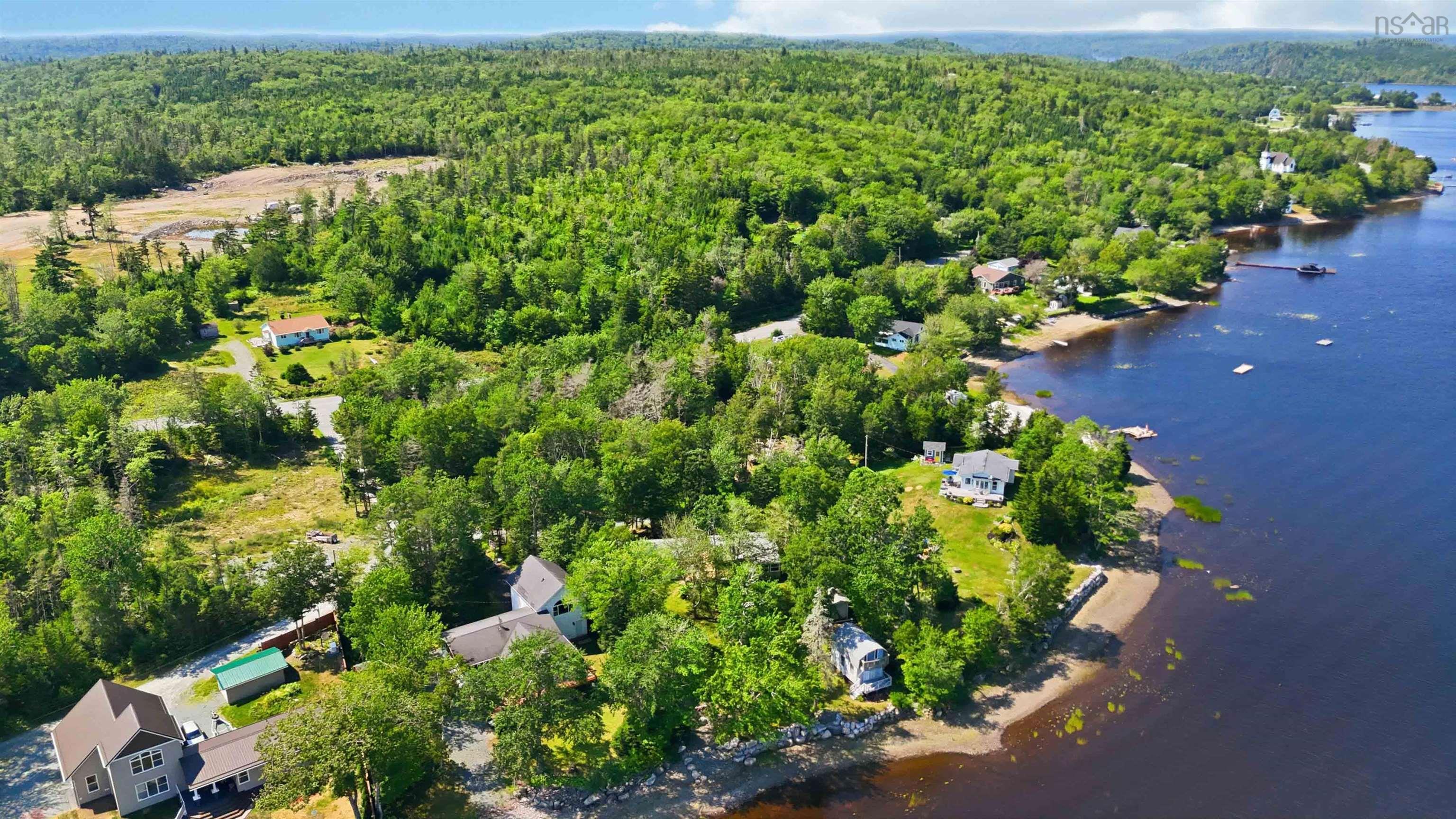 $499,900.00: 15 & 17 Juniper Lane, Upper Lakeville