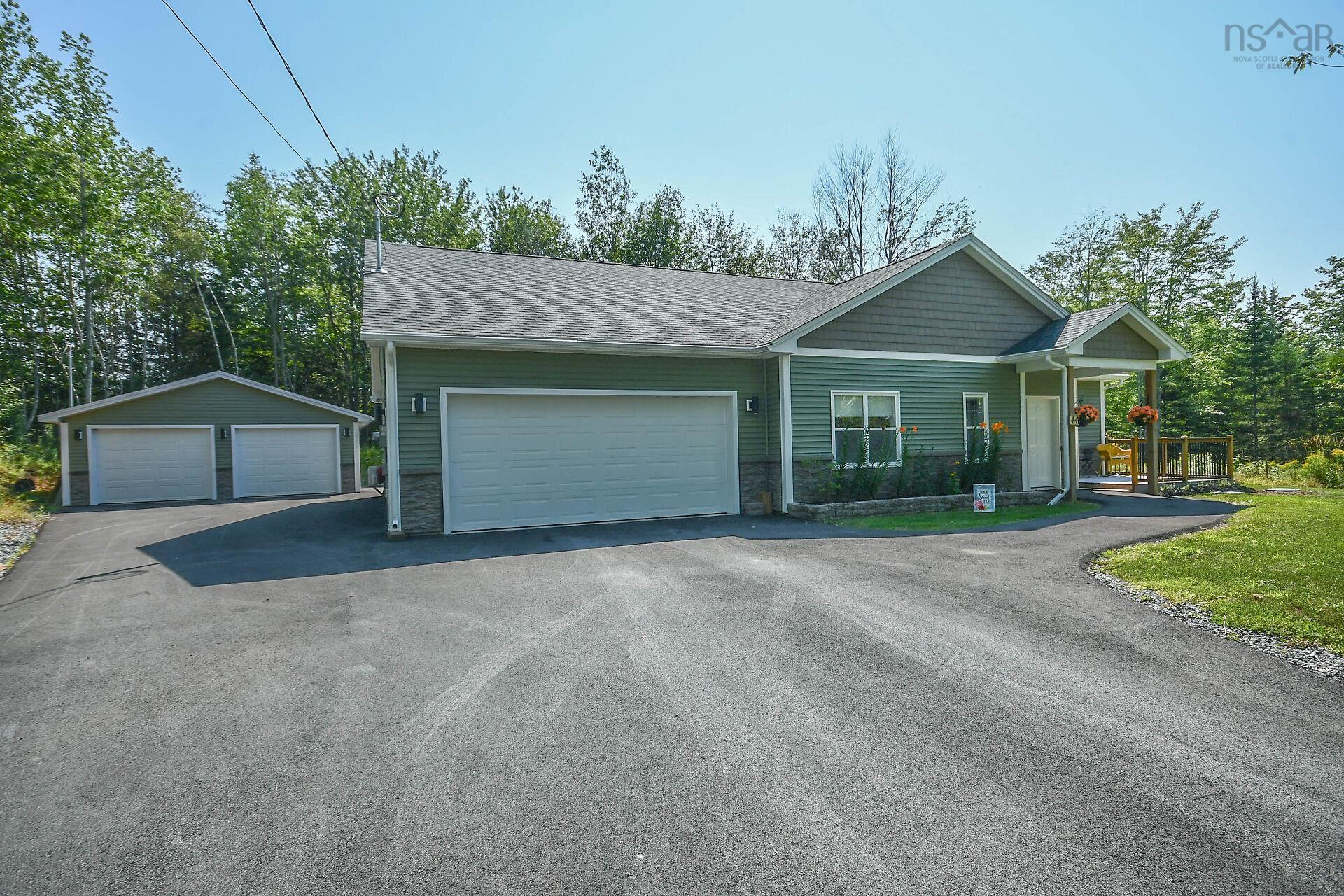 $724,900.00: 44 Fairway Avenue, Shubenacadie East