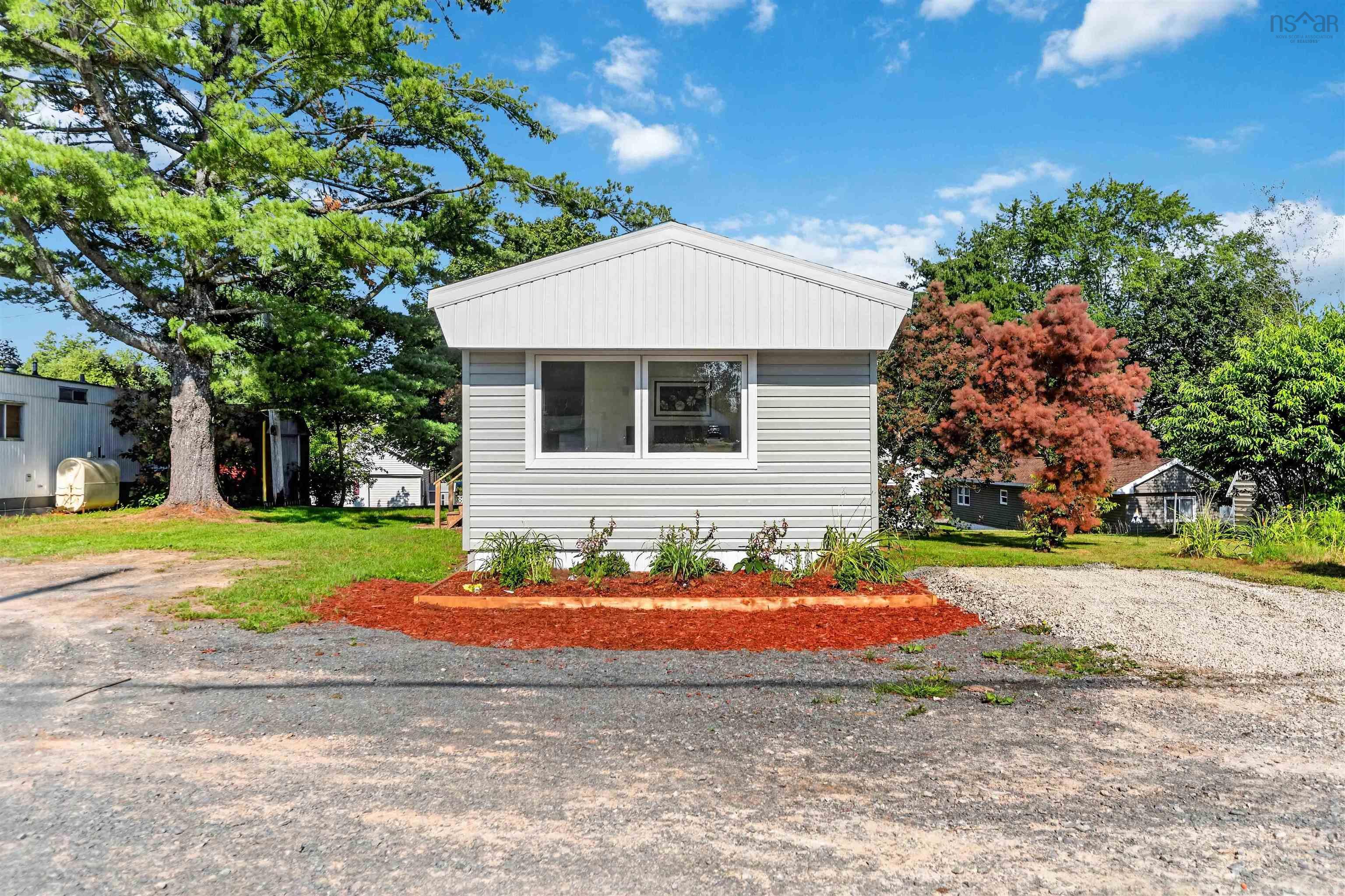 $249,900.00: 13 Hilltop Drive, Falmouth