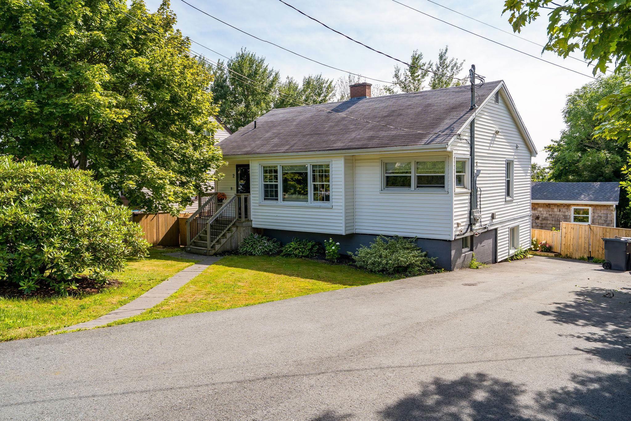 2 Hilltop Drive, Dartmouth, NS (MLS® 202620146)