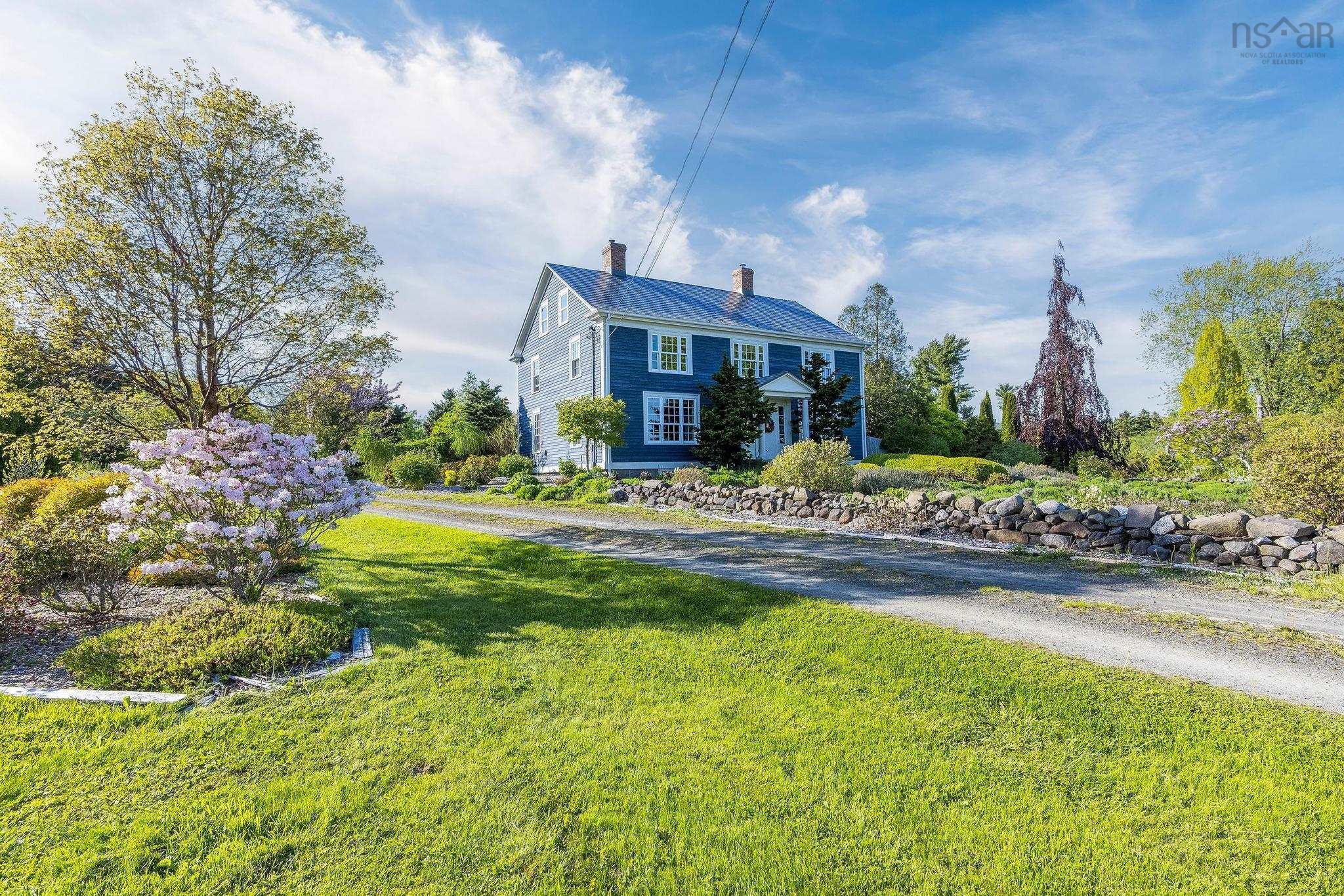 $995,000.00: 5233 Granville Road, Granville Ferry