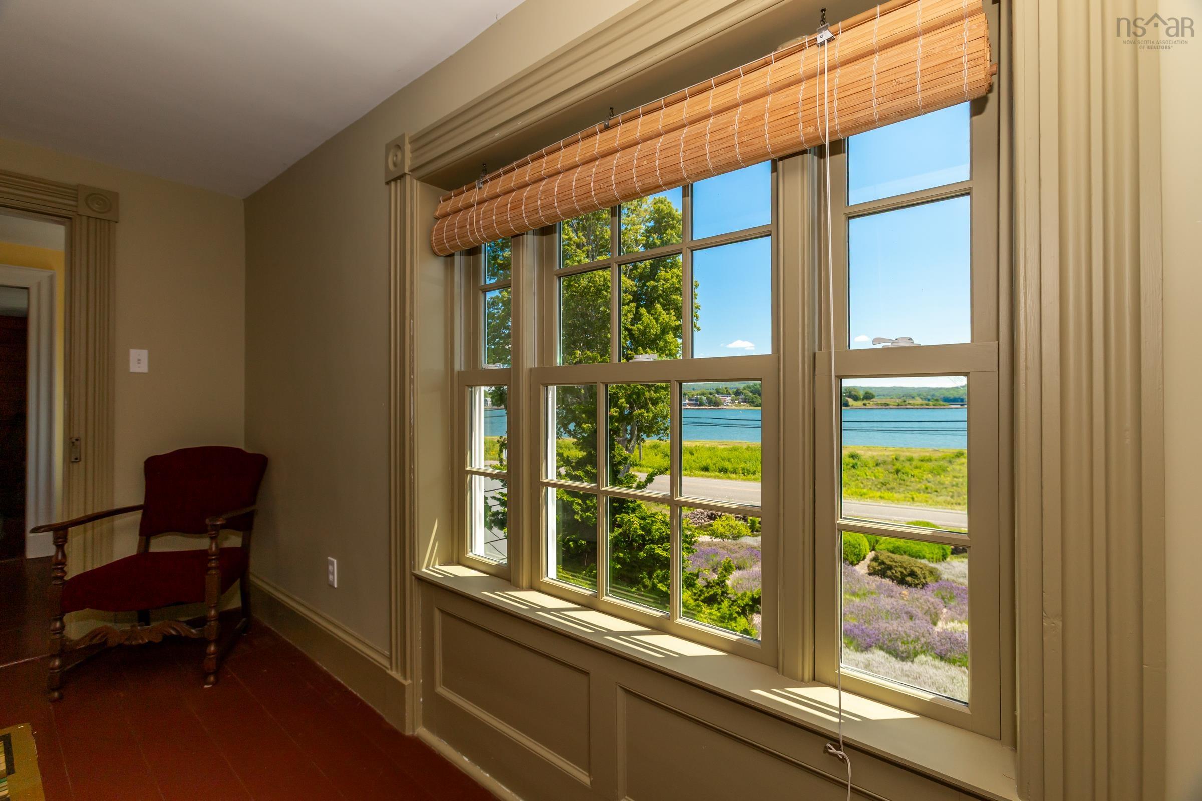 $995,000.00: 5233 Granville Road, Granville Ferry