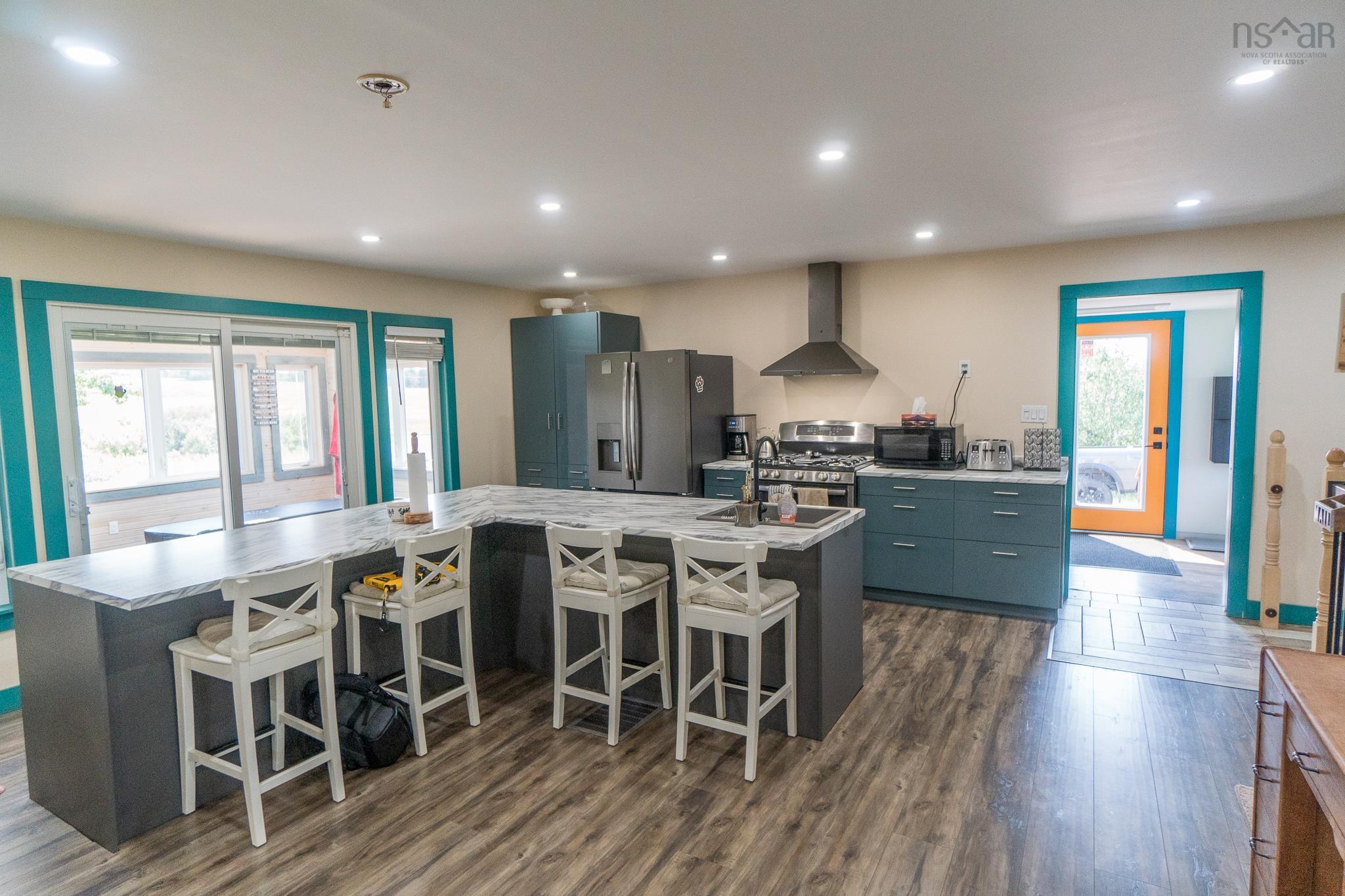 $1,150,000.00: 238 Lynn Road, East Mapleton