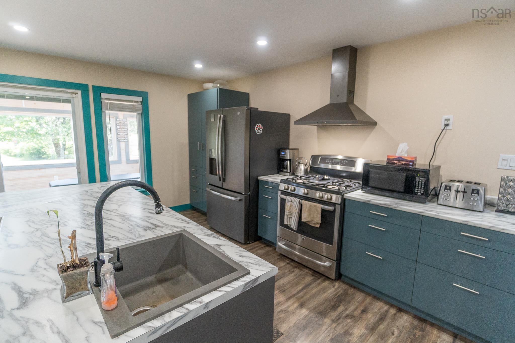 $1,150,000.00: 238 Lynn Road, East Mapleton