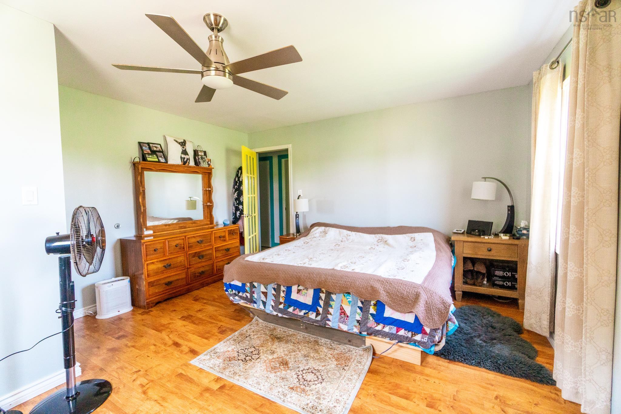 $1,150,000.00: 238 Lynn Road, East Mapleton