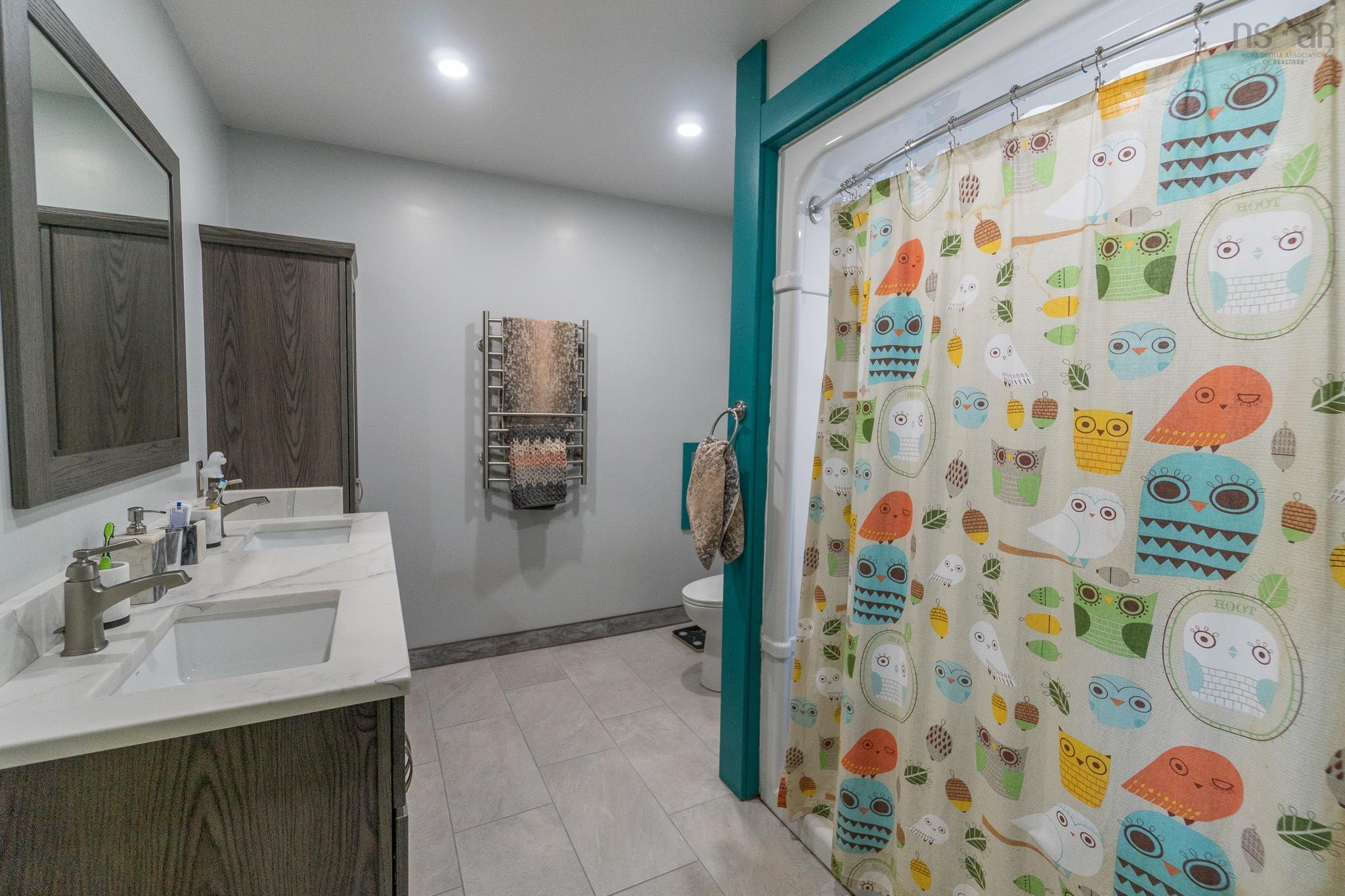 $1,150,000.00: 238 Lynn Road, East Mapleton