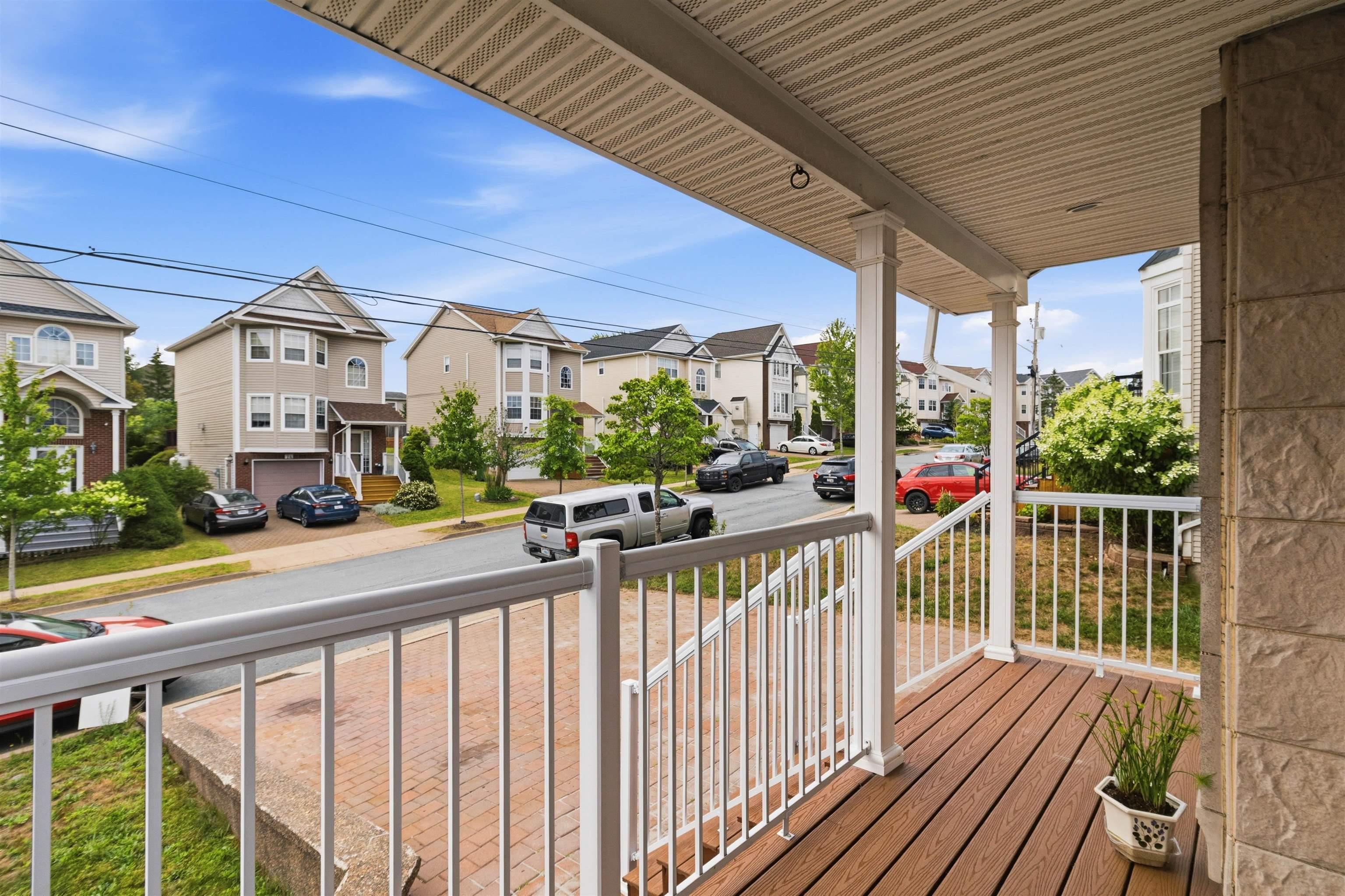 $749,998.00: 71 Cutter Drive Drive, Rockingham