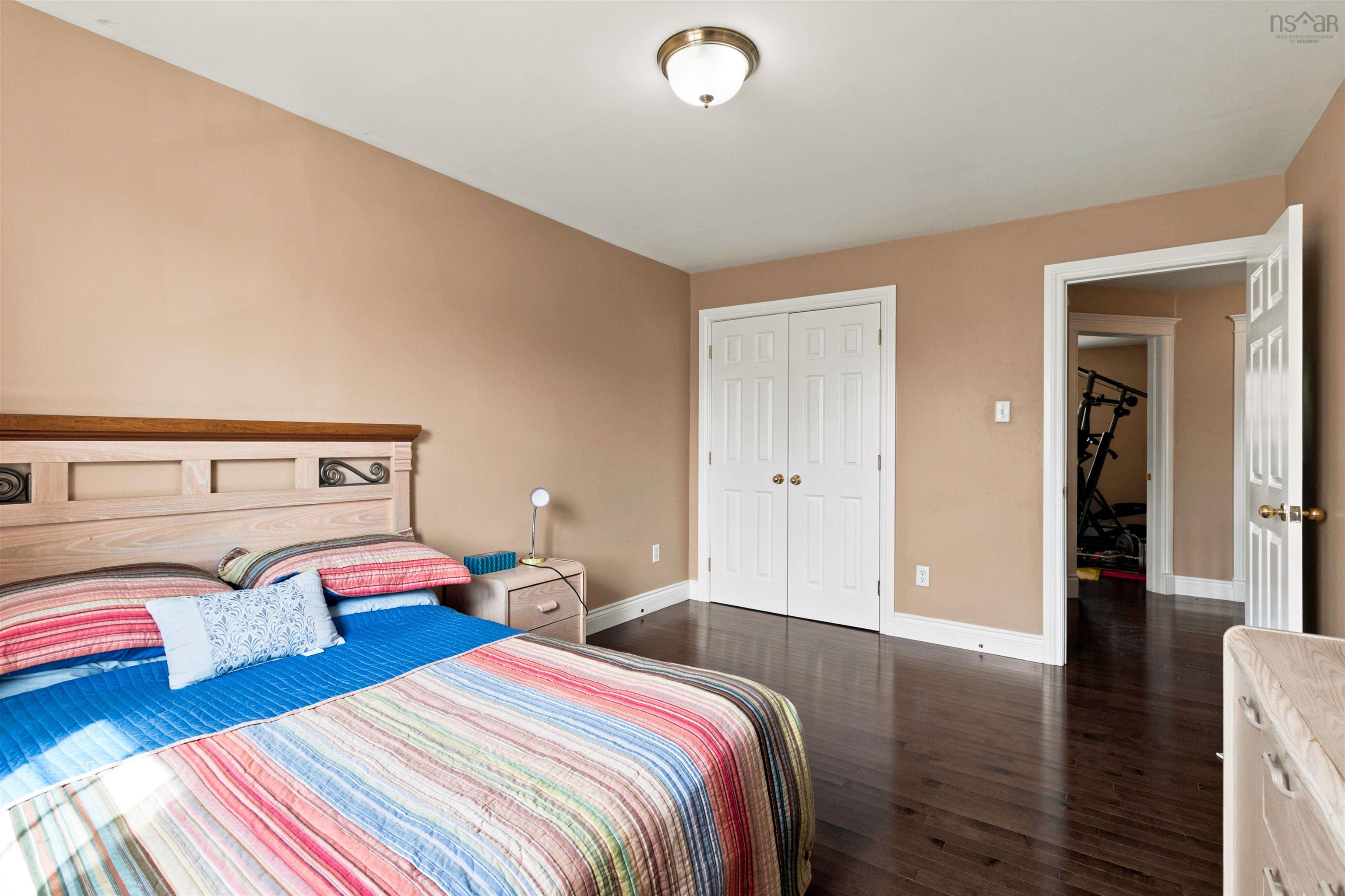 $749,998.00: 71 Cutter Drive Drive, Rockingham