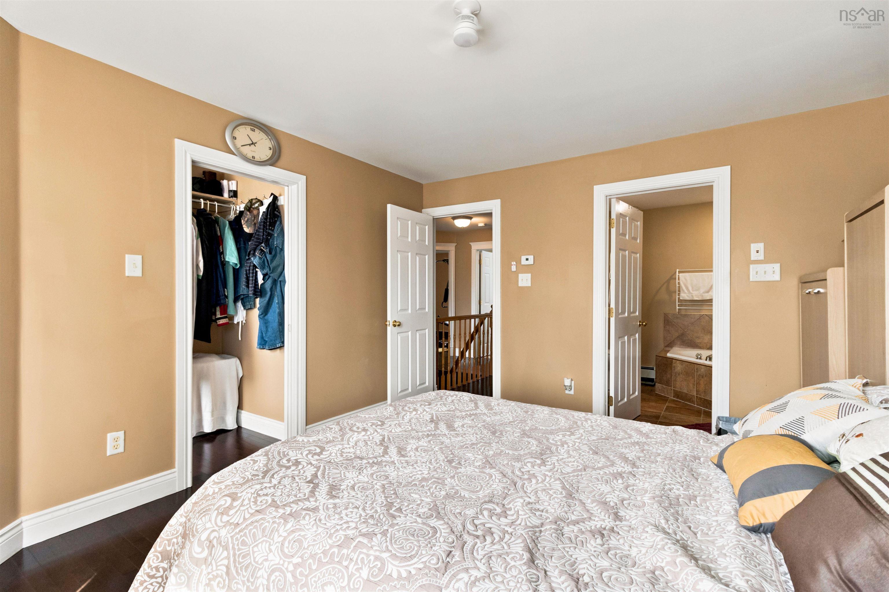 $749,998.00: 71 Cutter Drive Drive, Rockingham