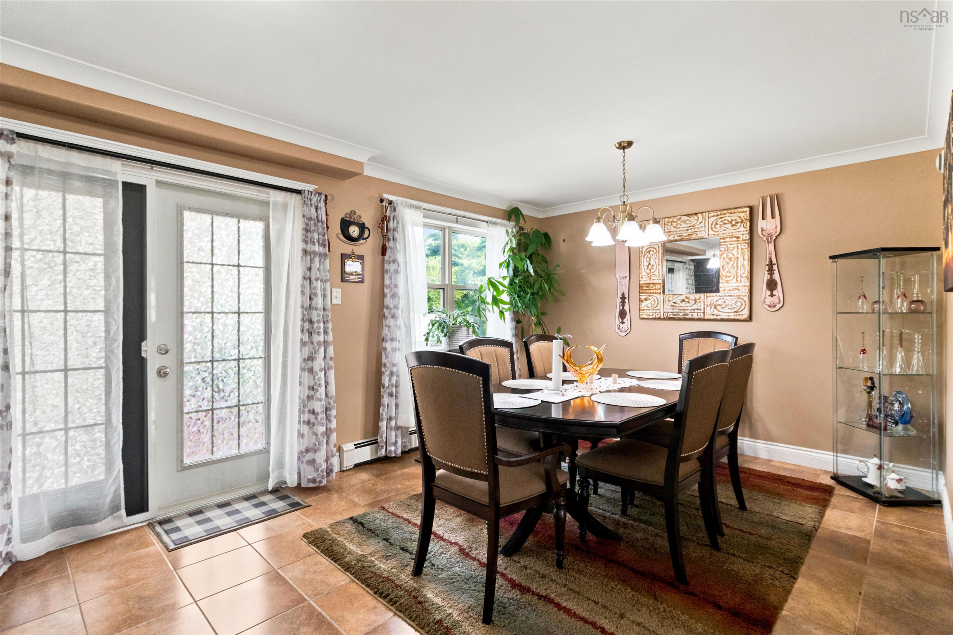 $749,998.00: 71 Cutter Drive Drive, Rockingham