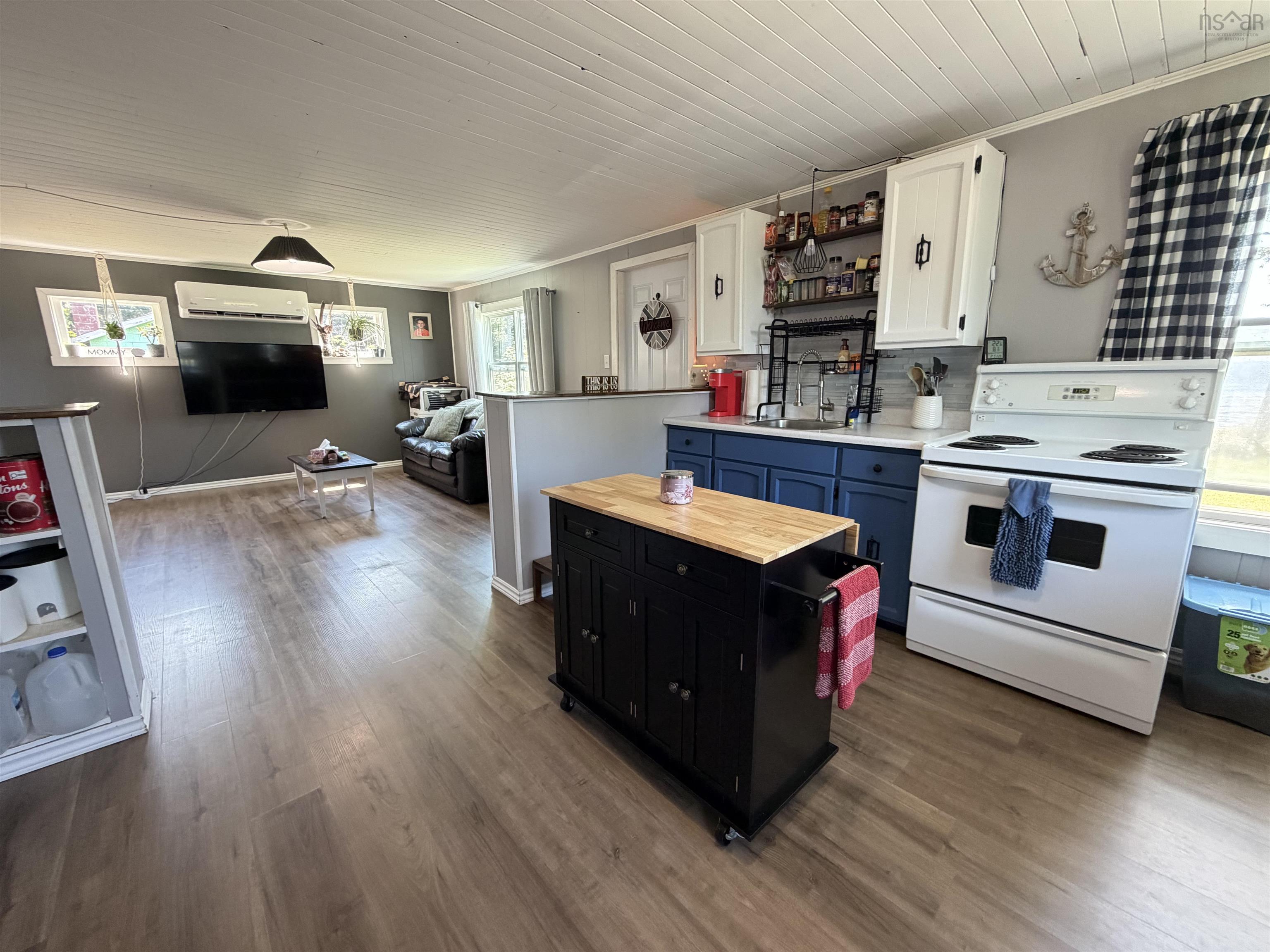 $324,900.00: 282 Passage Road, Watt Section