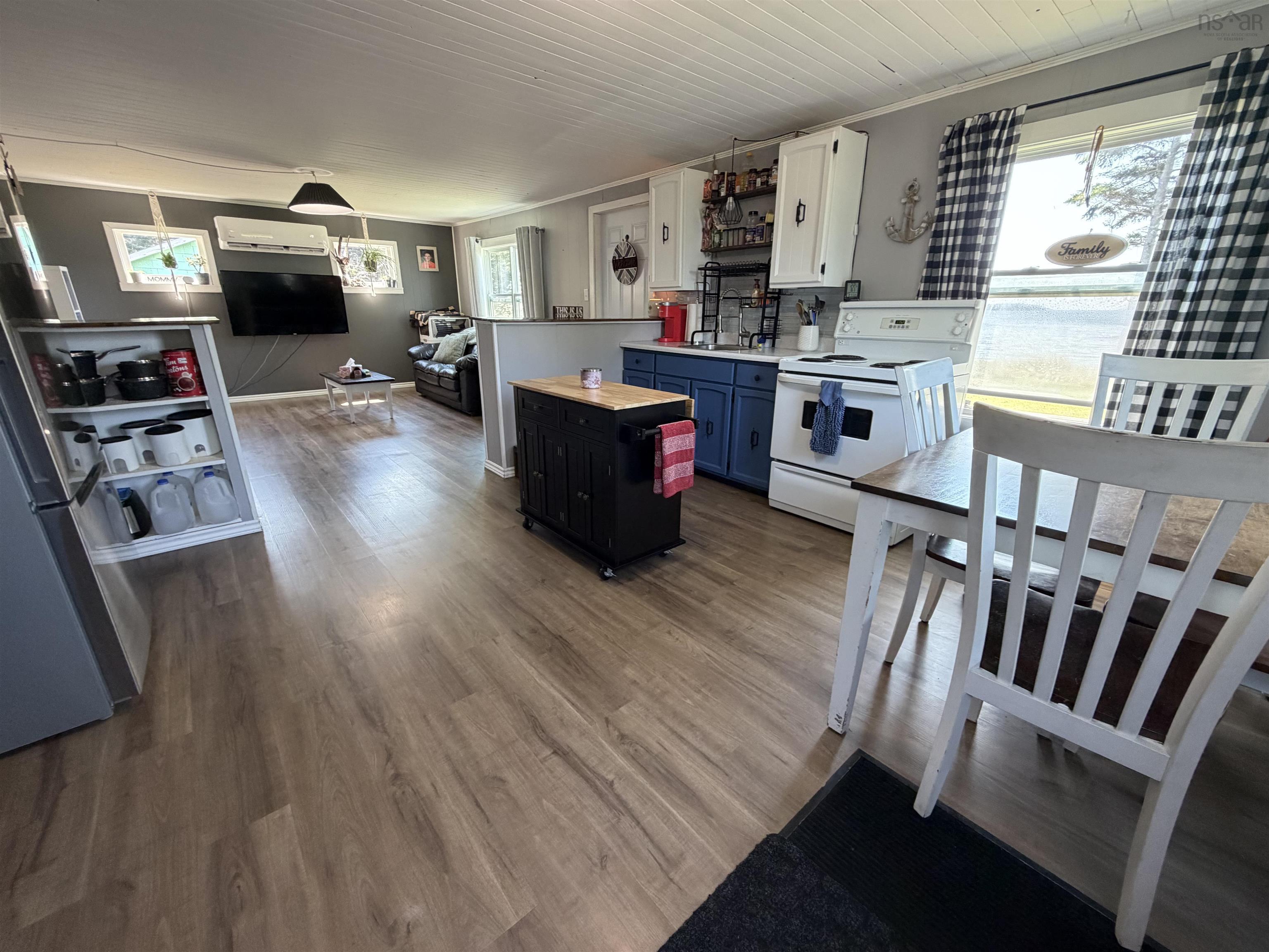 $324,900.00: 282 Passage Road, Watt Section
