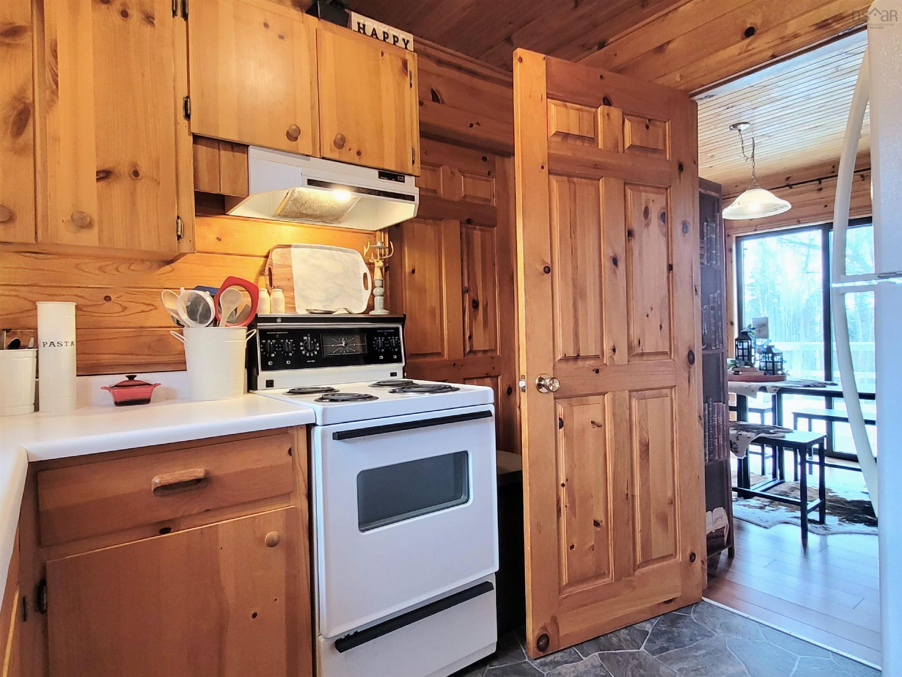 $320,000.00: 57 Somerset Drive, East Sable River