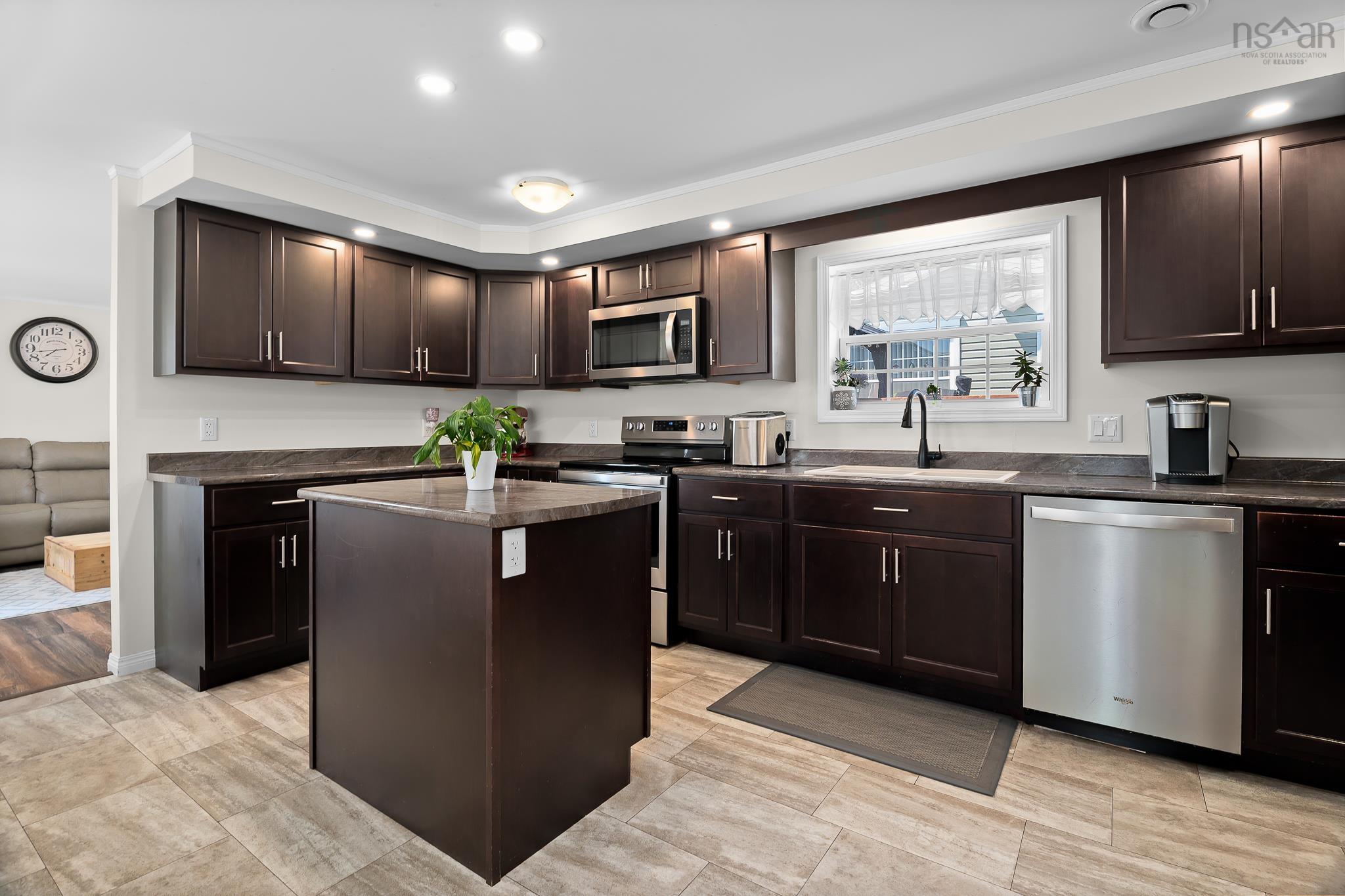 35 Seventh Street, Lucasville, NS (MLS 202620210)