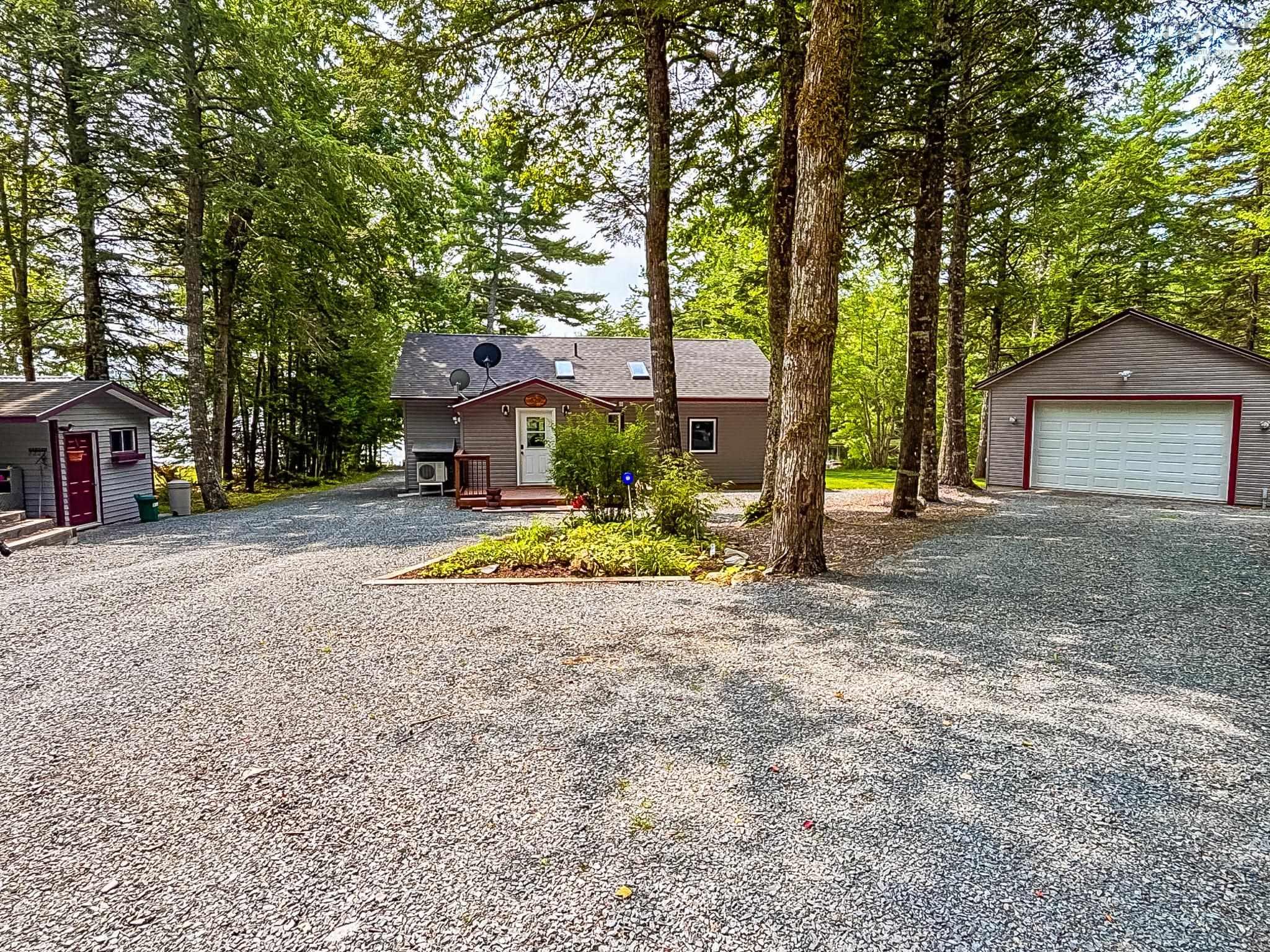 $499,900.00: 529 Keddy Cove Road, Molega Lake