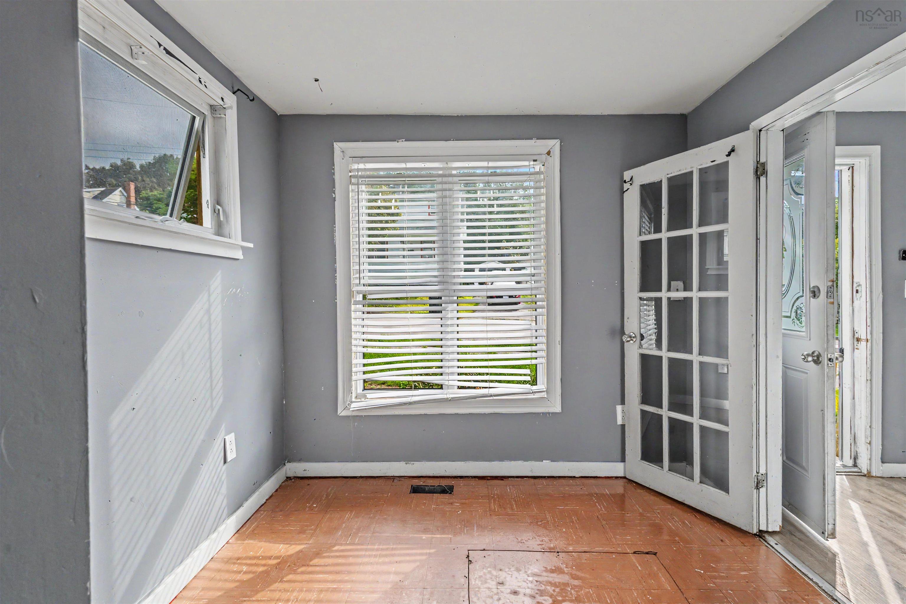 $120,000.00: 13 Central Street, Sydney