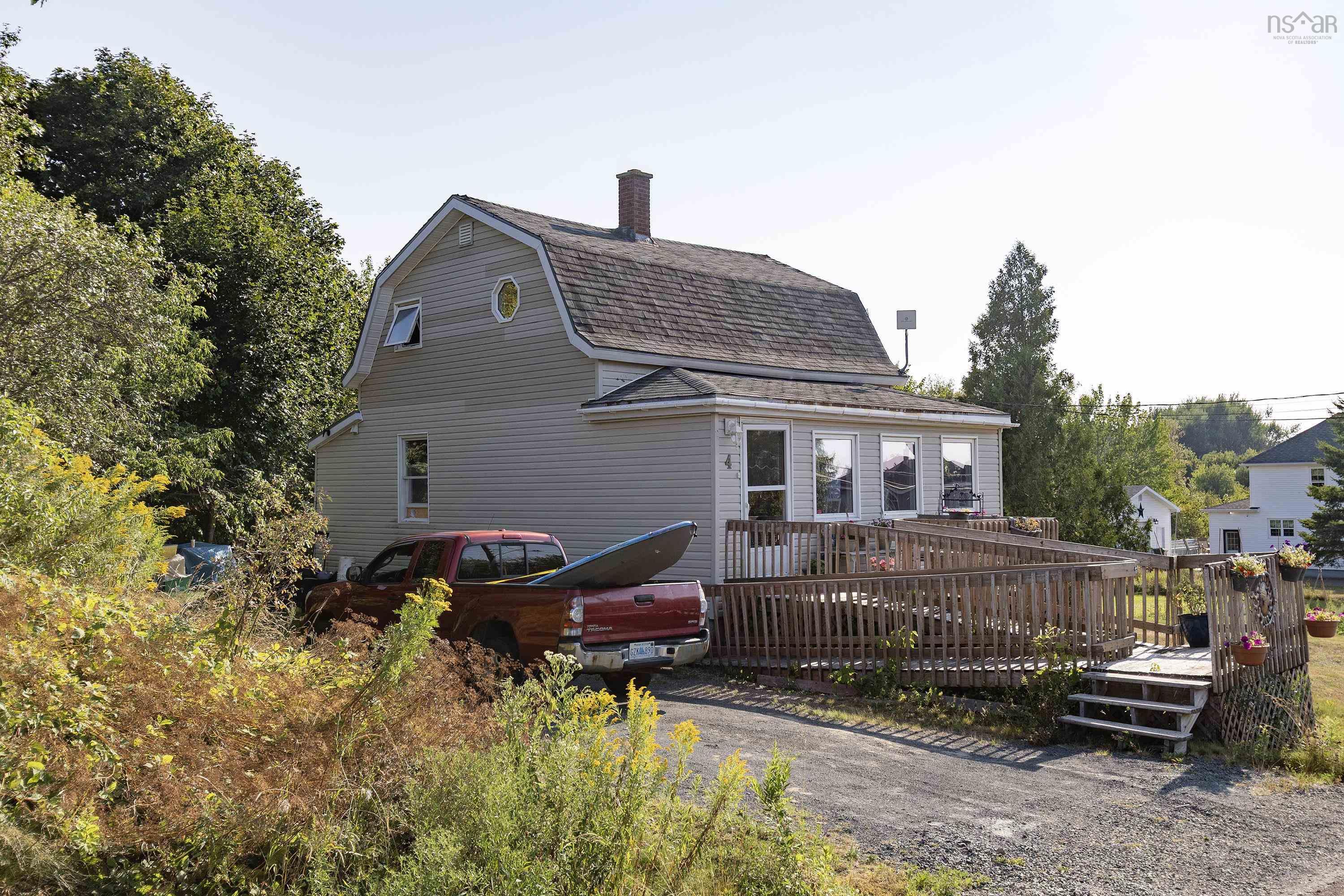 4 Starr Street, Springhill, NS (MLS® 202620264)