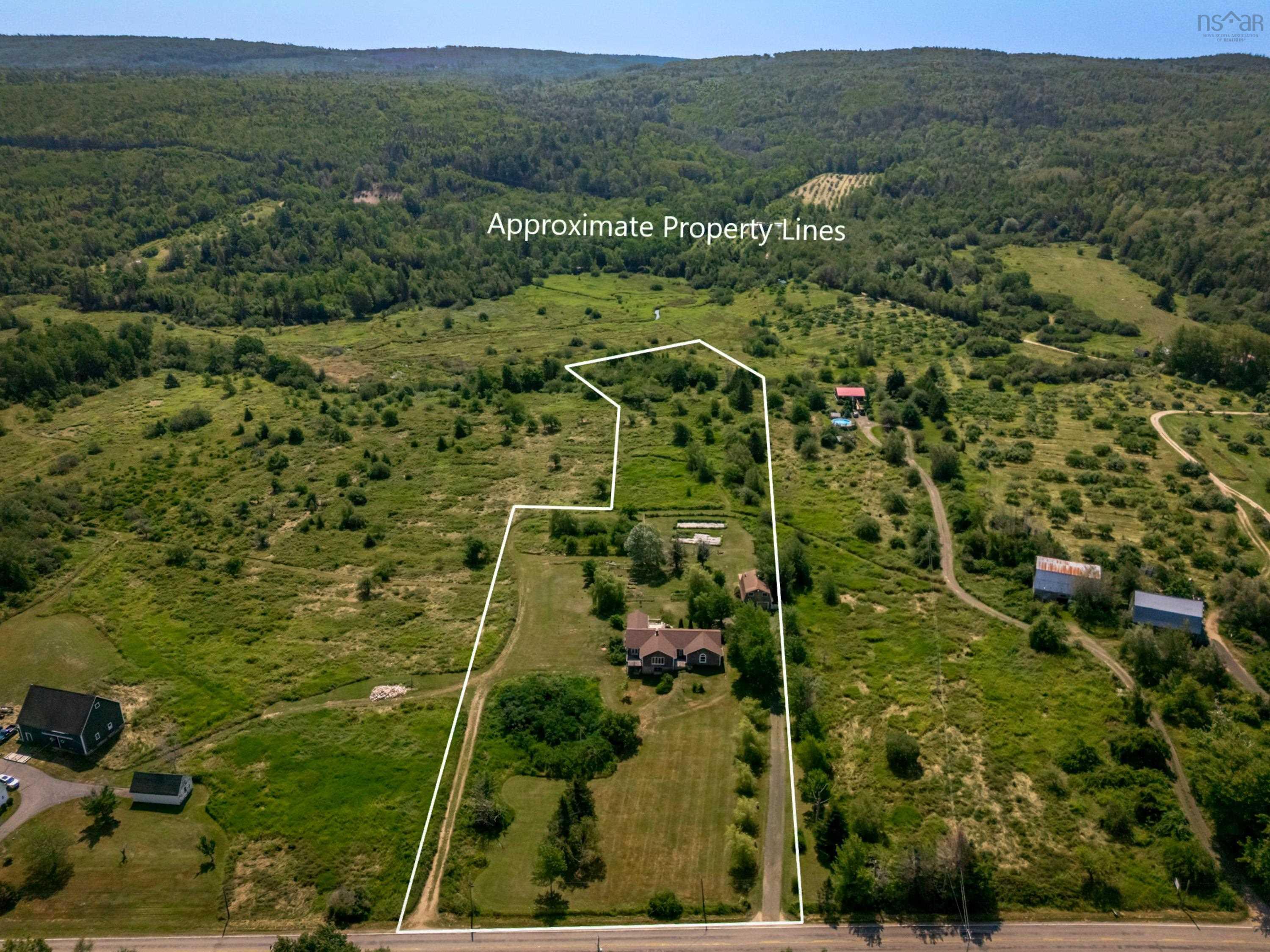 $445,000.00: 2632 Highway 201, Tupperville