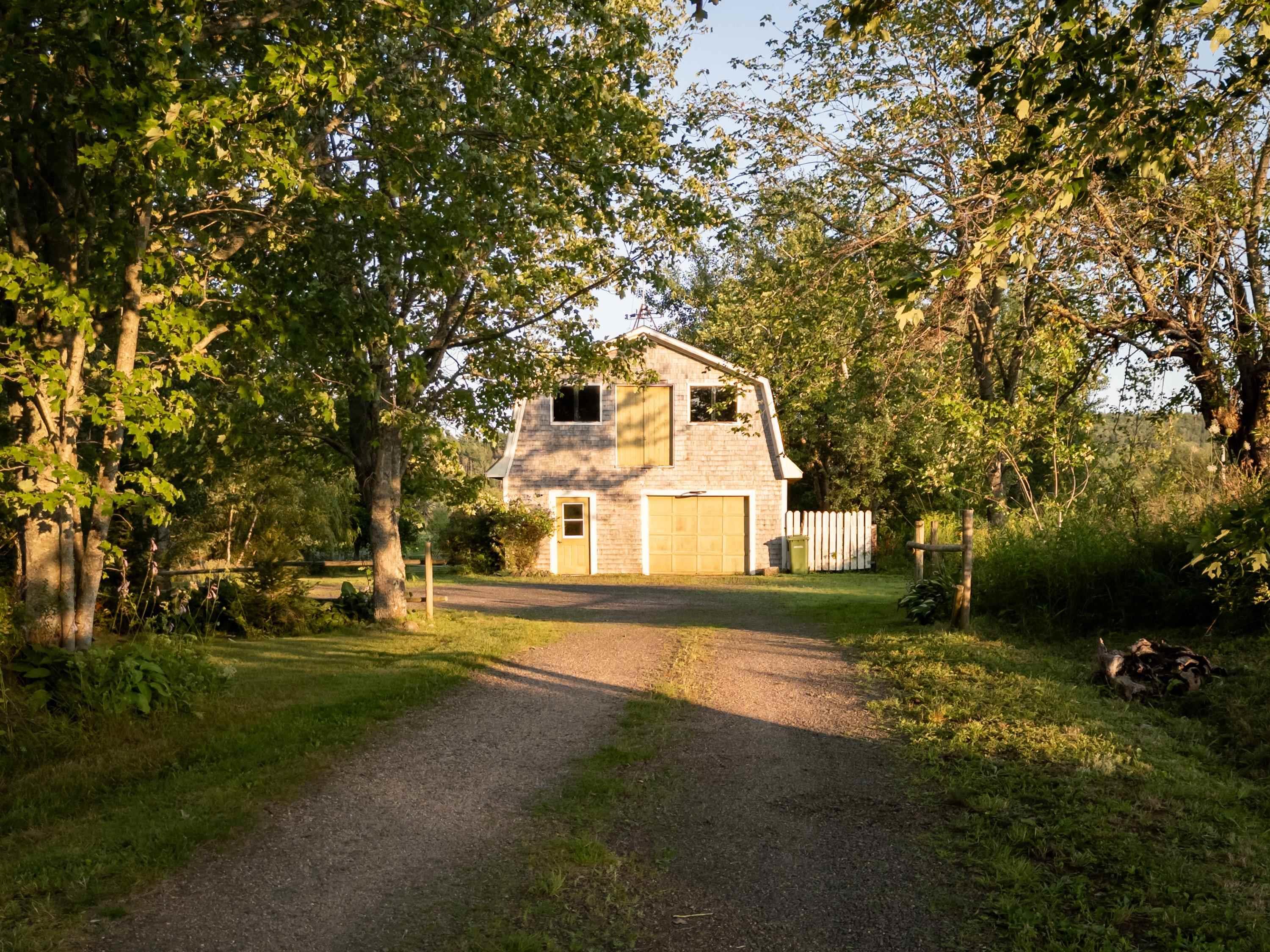 $445,000.00: 2632 Highway 201, Tupperville