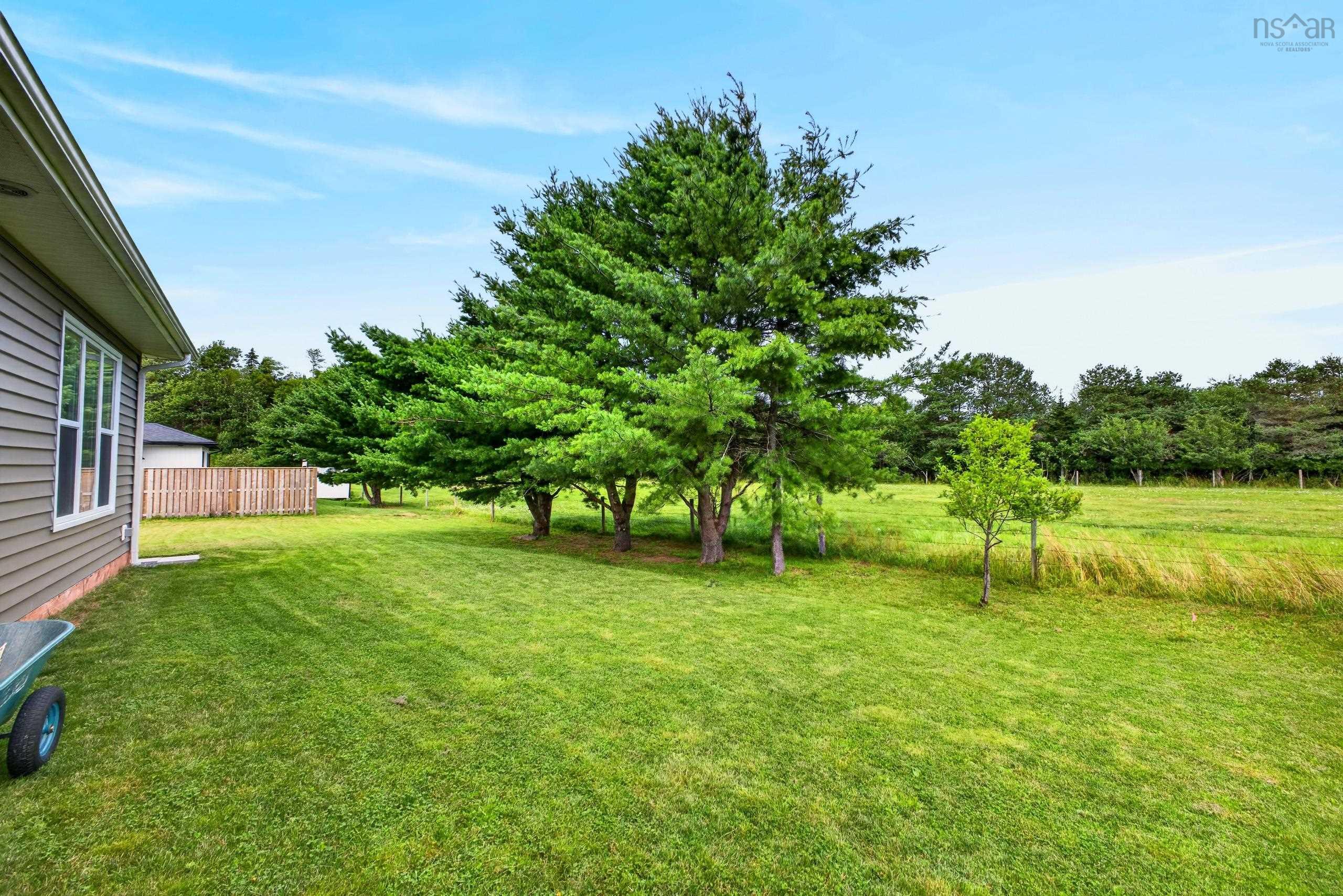 $495,000.00: 28 Eagleview Drive, Murray Siding