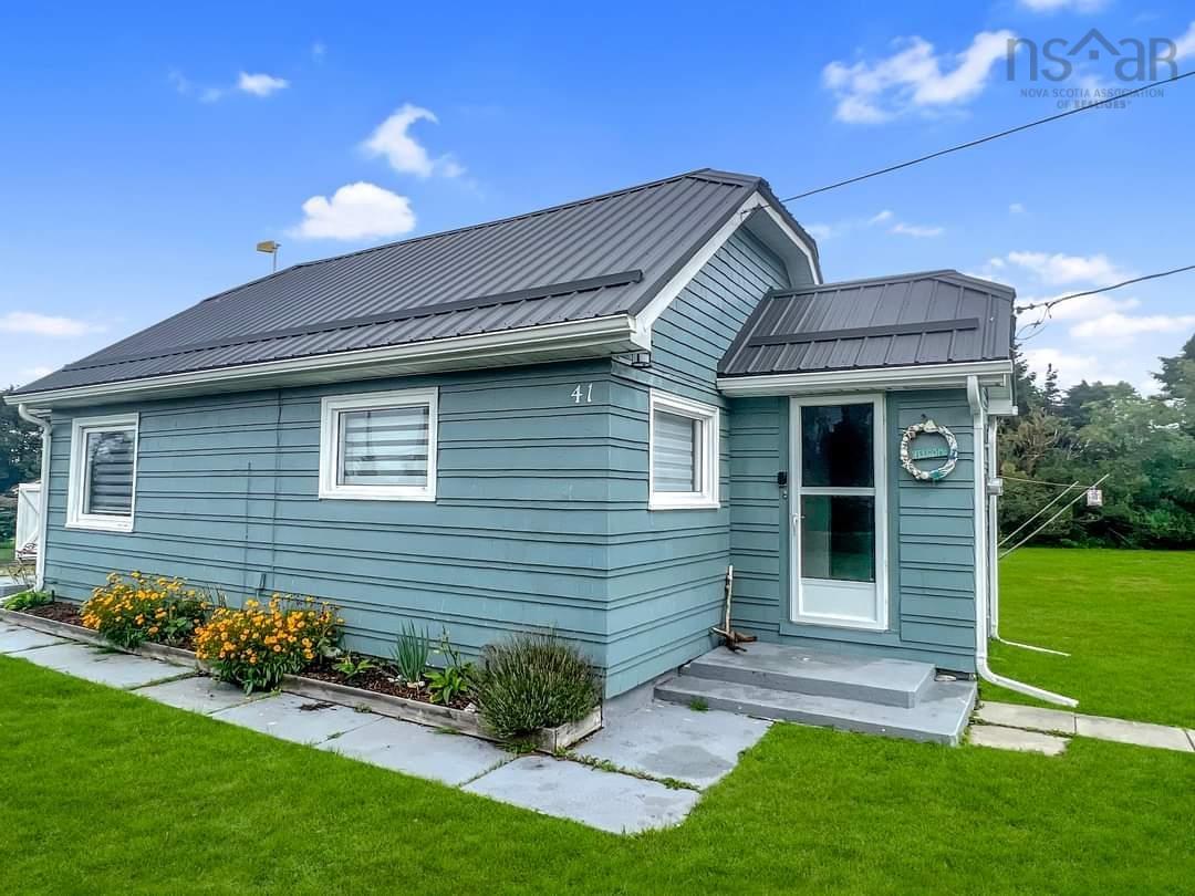 $189,000.00: 41 Stoney Island Road, North East Point
