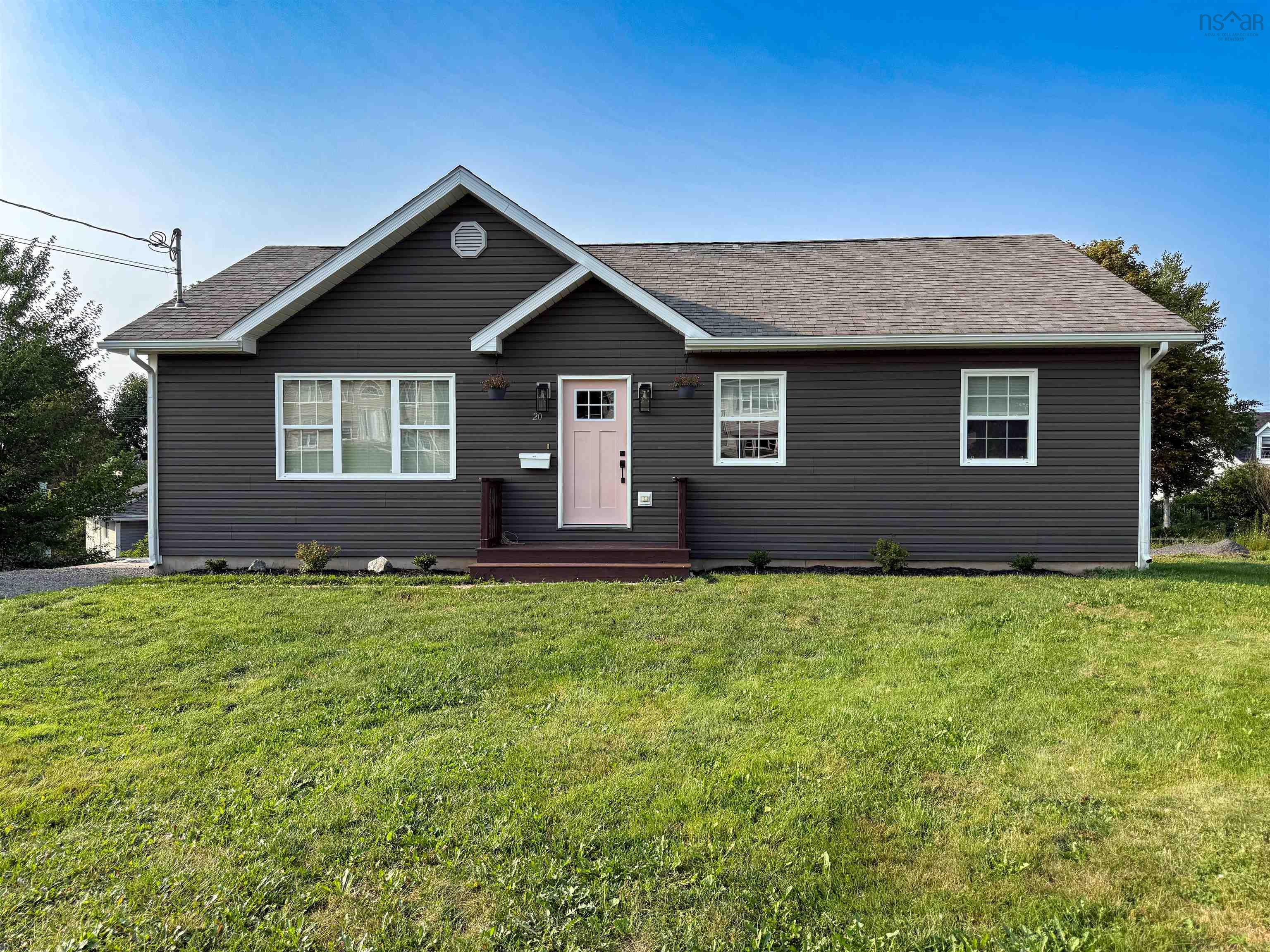 $399,000.00: 20 Norma Court, New Glasgow
