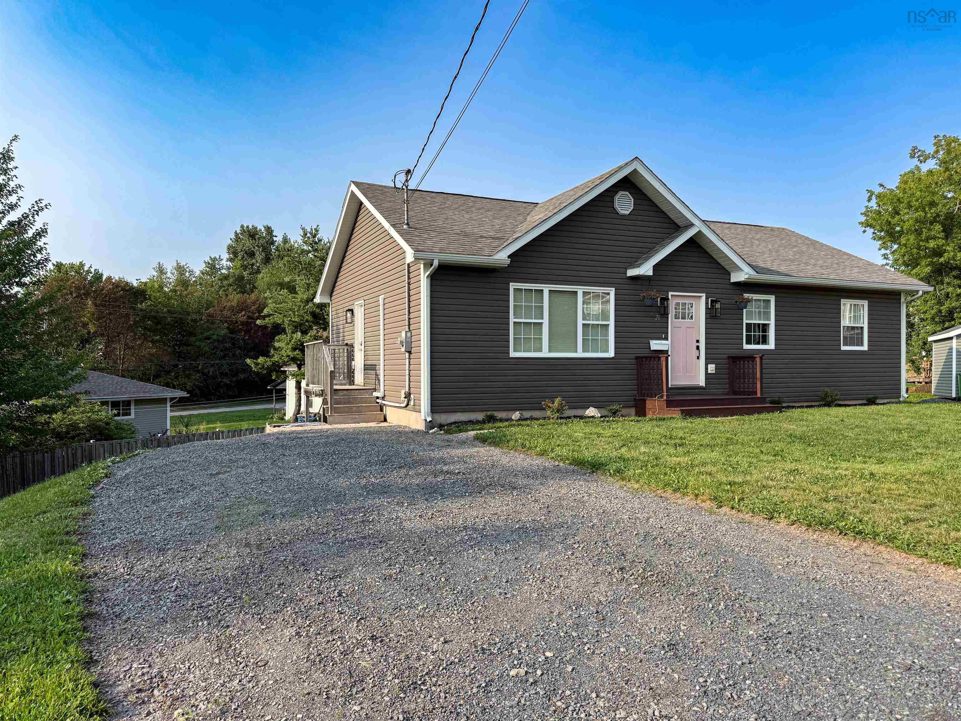 $399,000.00: 20 Norma Court, New Glasgow