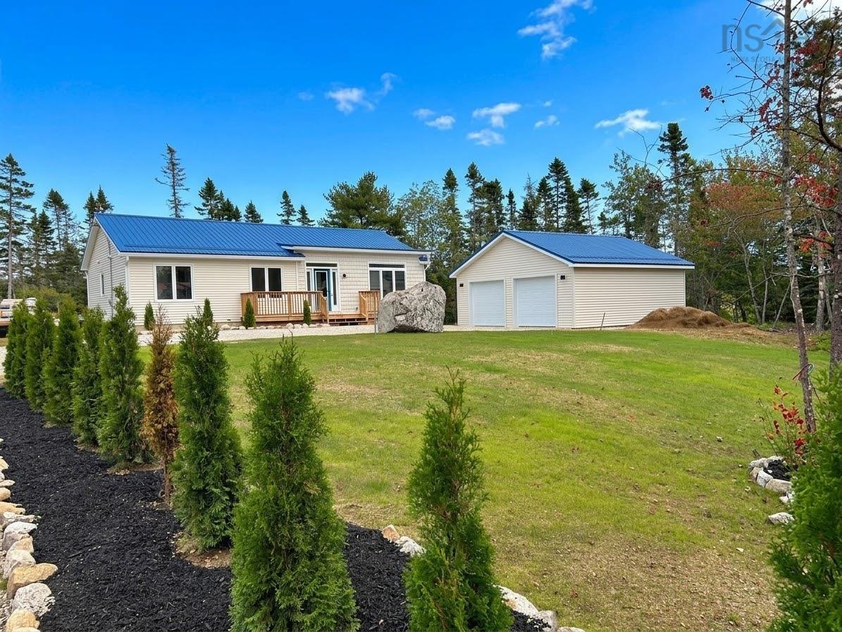 $739,900.00: Lot 4-2 7232 329 Highway, East River Point