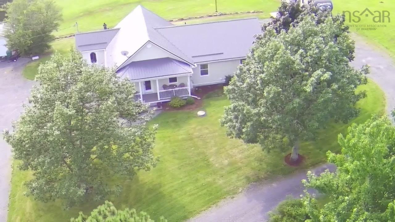 $449,500.00: 221 Harris Road, Haliburton