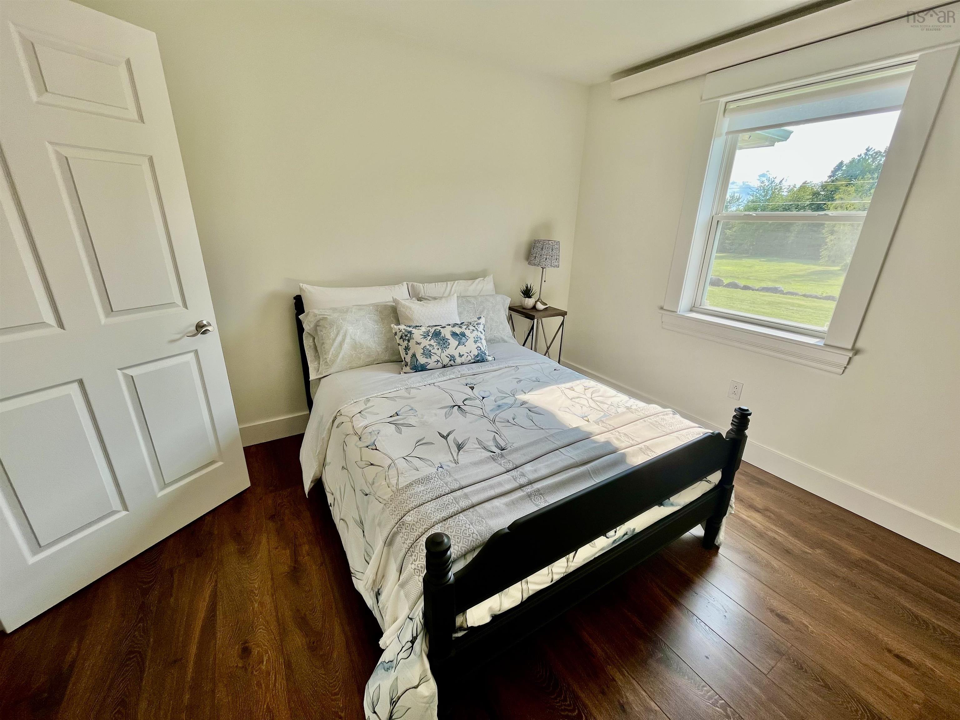 $449,500.00: 221 Harris Road, Haliburton