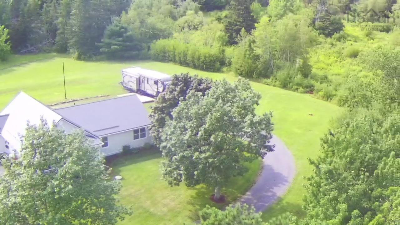 $449,500.00: 221 Harris Road, Haliburton