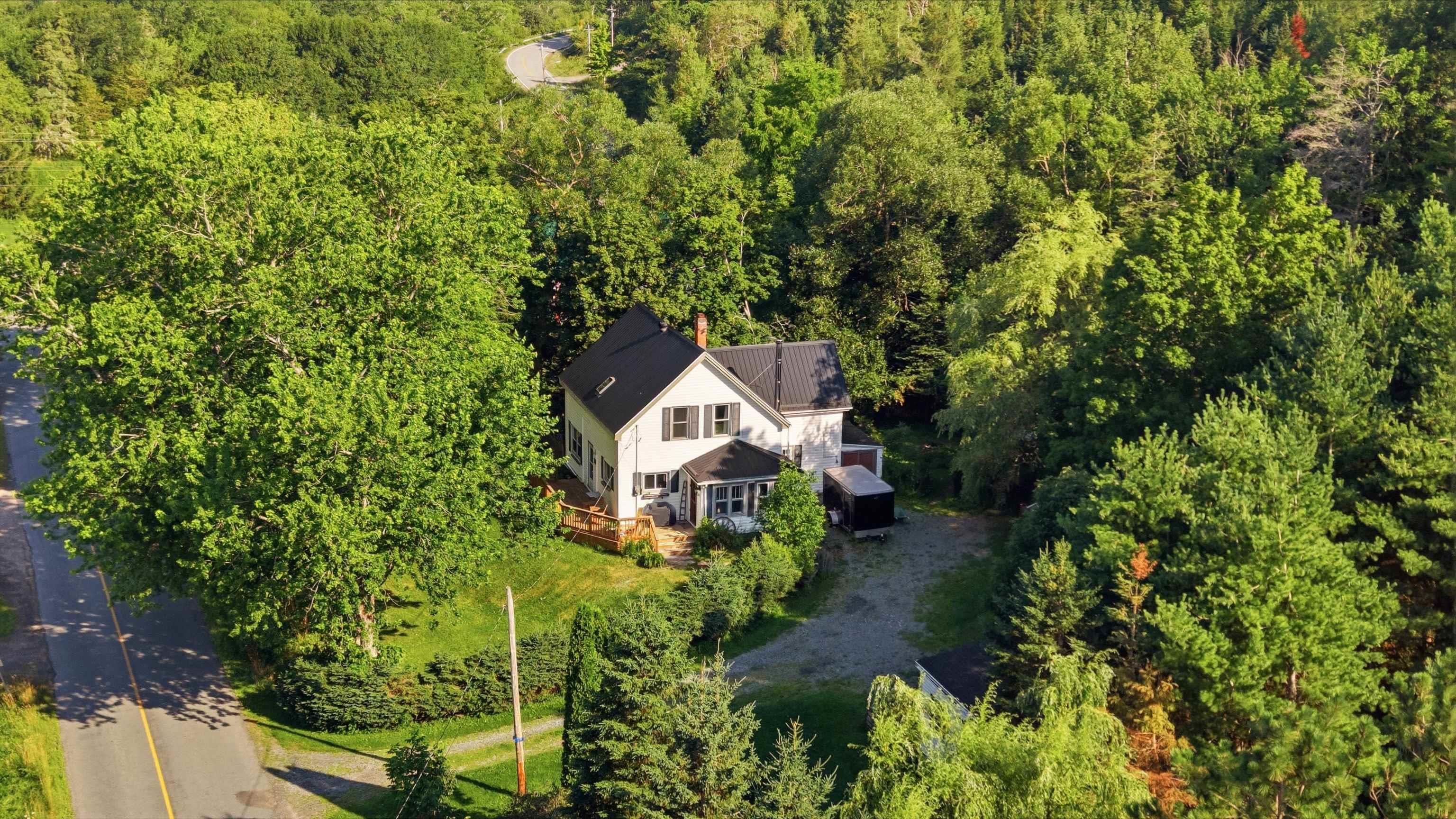 $424,900.00: 19 Elderbank Back Road, Elderbank