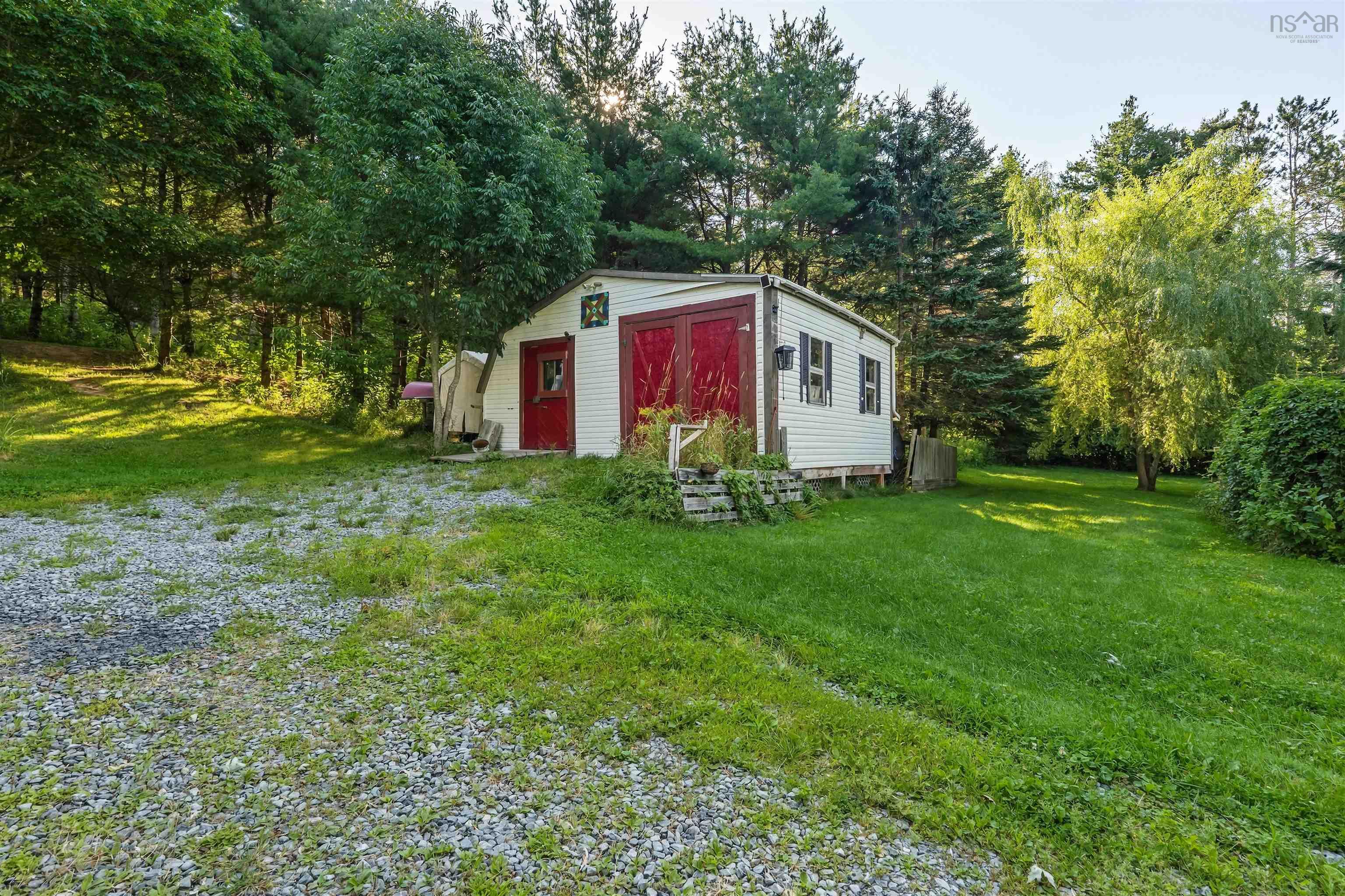 $424,900.00: 19 Elderbank Back Road, Elderbank
