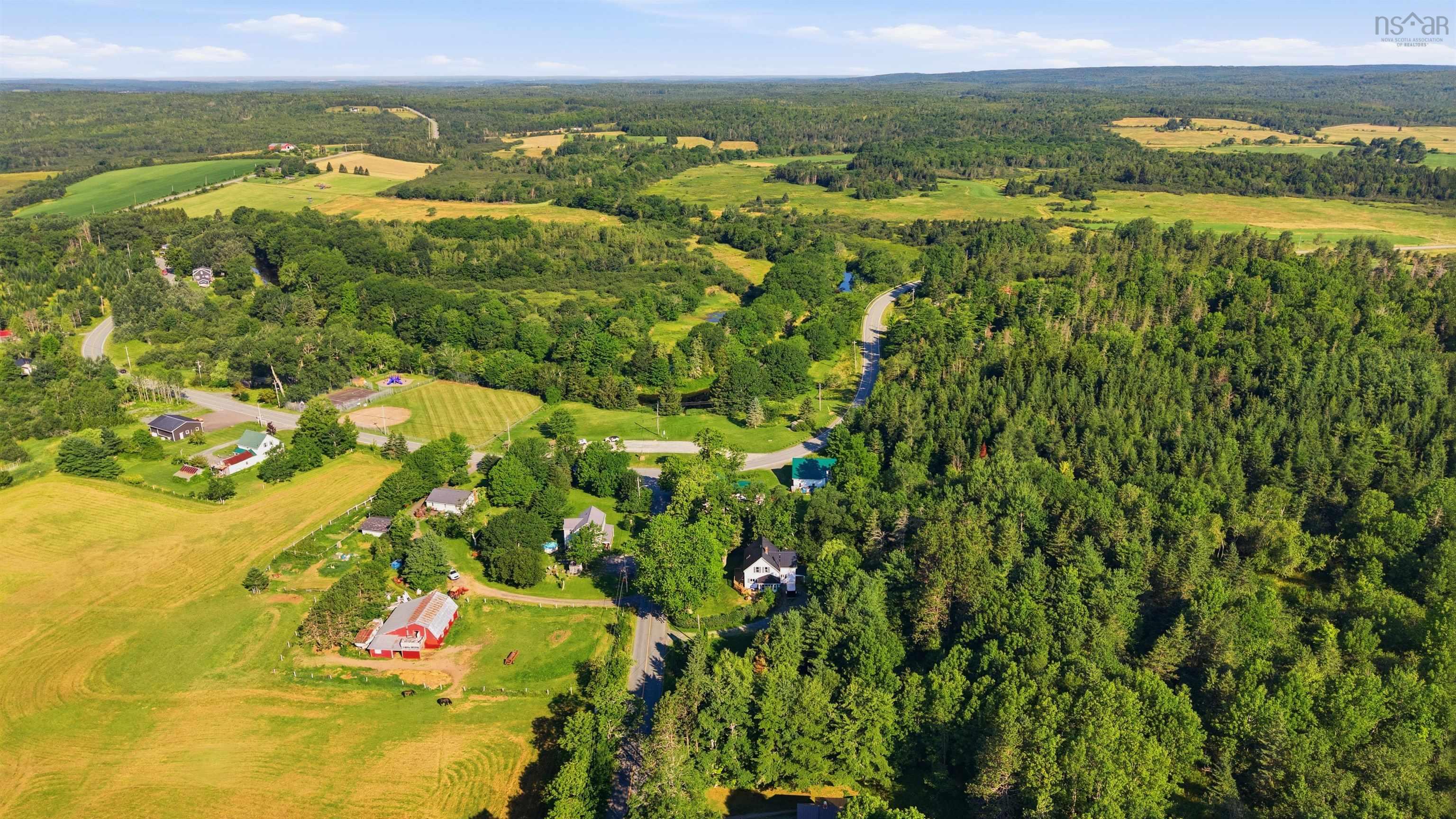 $424,900.00: 19 Elderbank Back Road, Elderbank
