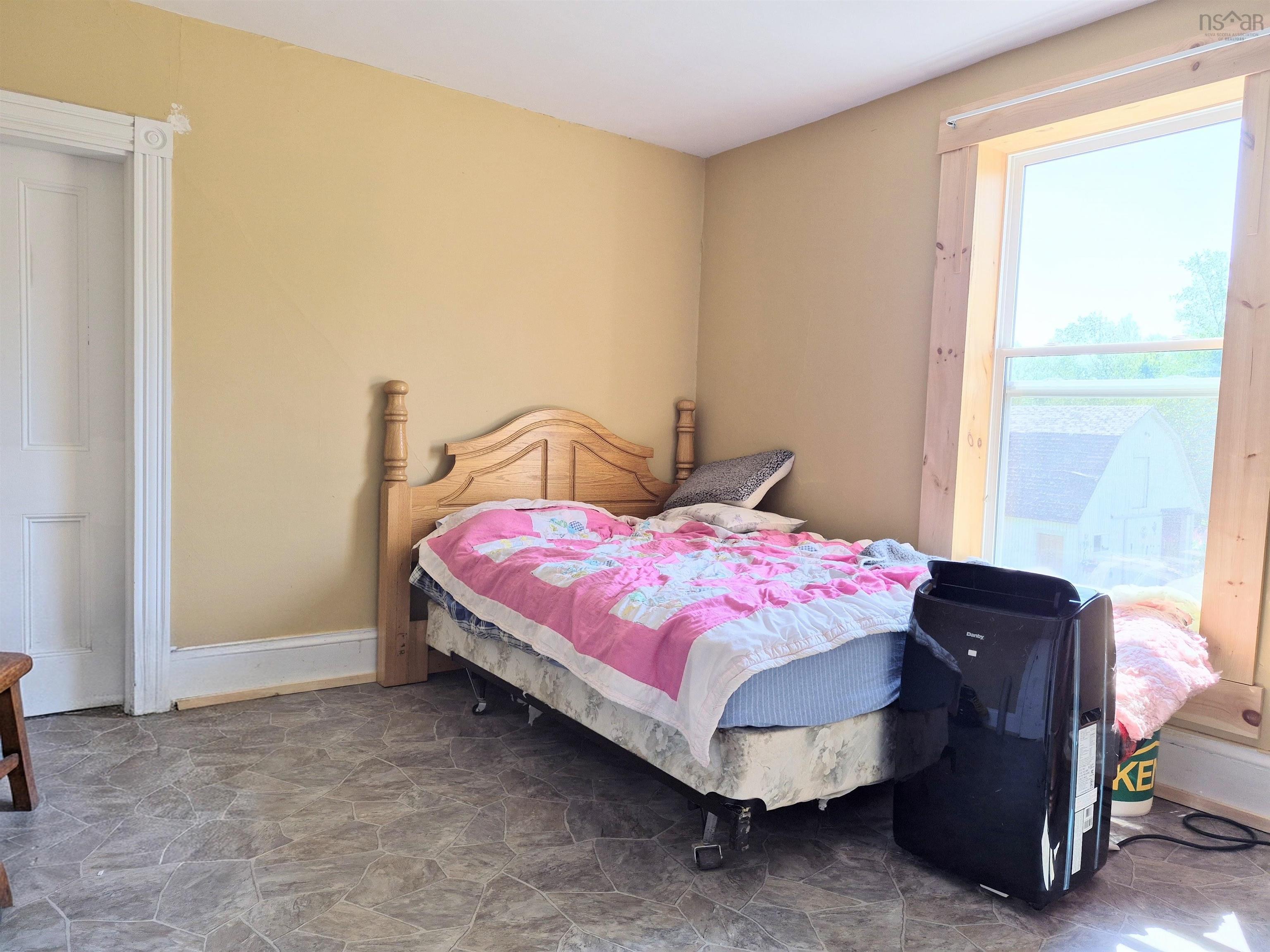 $299,900.00: 4486 242 Highway, Maccan