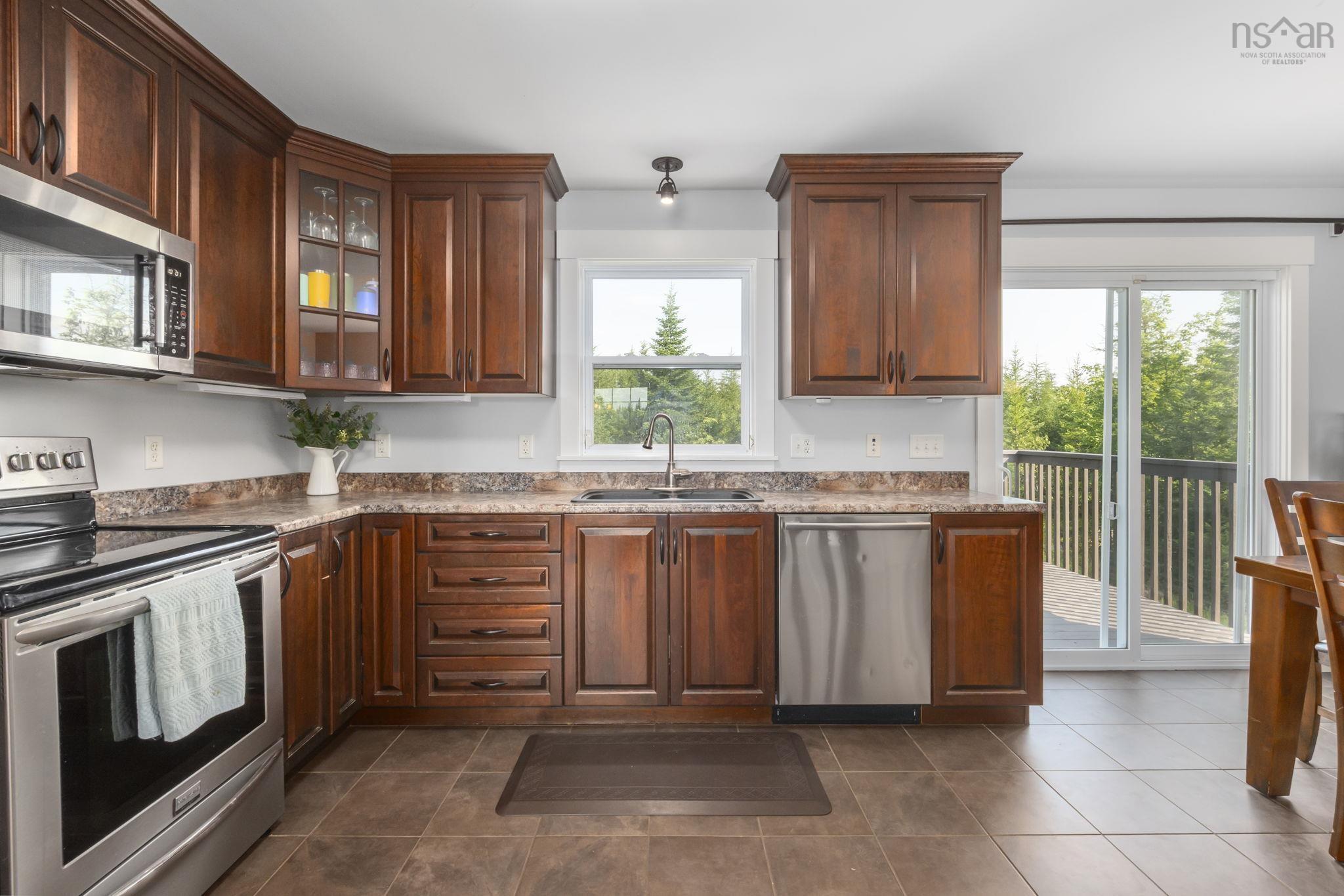 $799,900.00: 3350 Old Guysborough Road, Devon