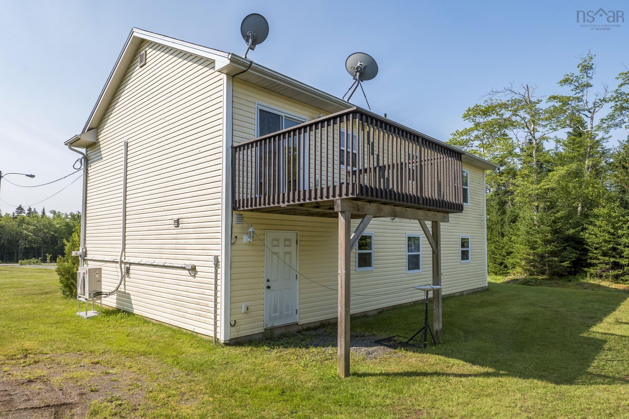$799,900.00: 3350 Old Guysborough Road, Devon