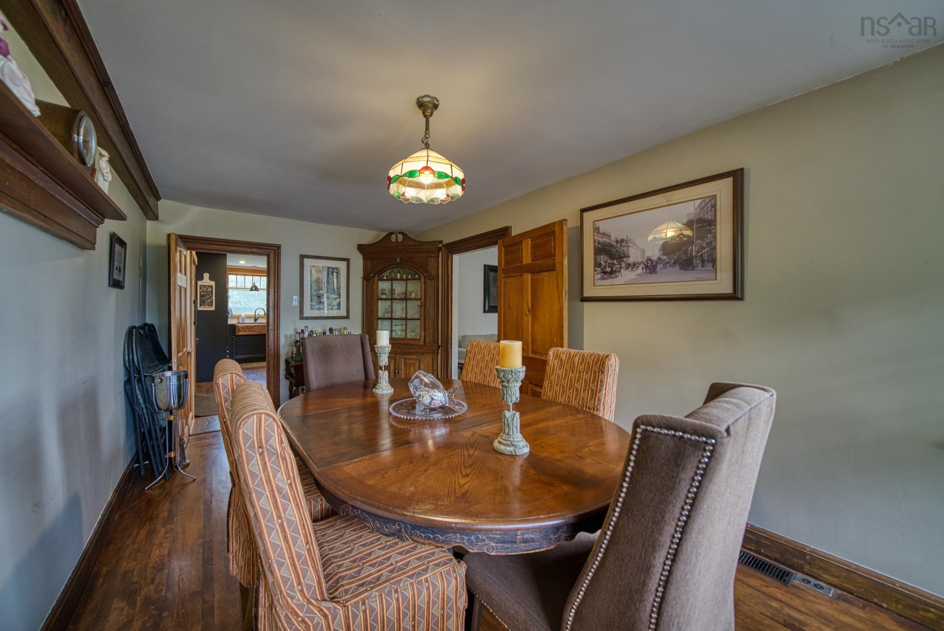$950,000.00: 261 Edgewater Street, Mahone Bay