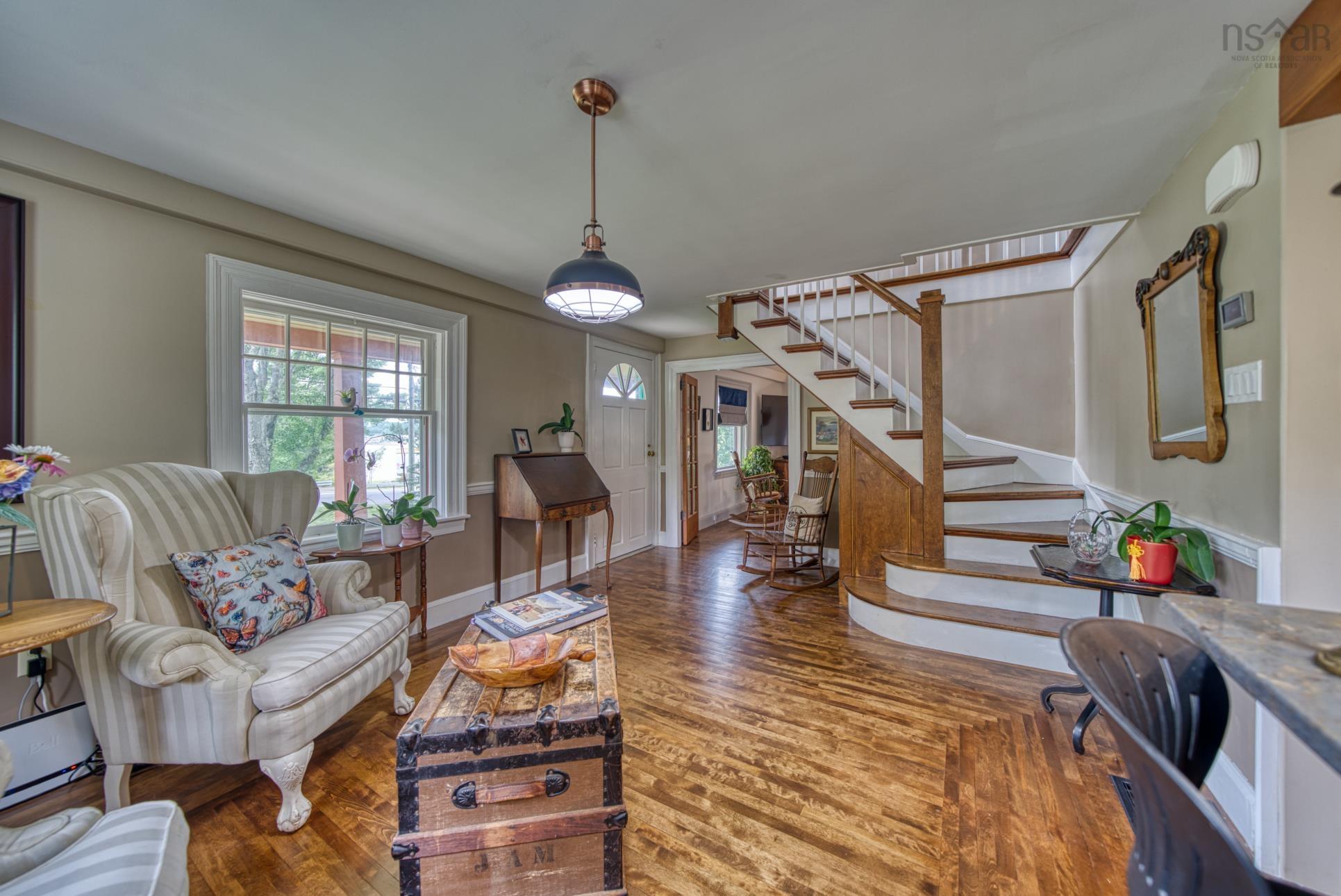 $950,000.00: 261 Edgewater Street, Mahone Bay