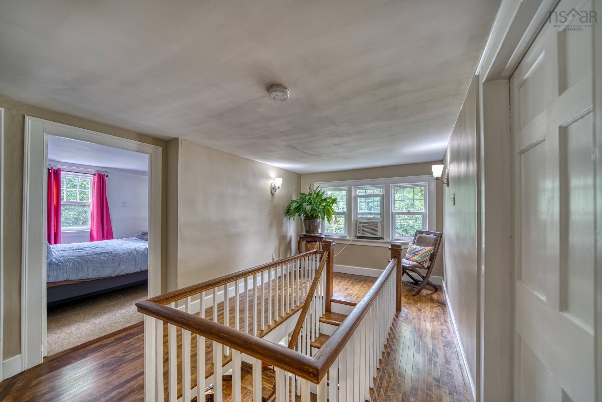 $950,000.00: 261 Edgewater Street, Mahone Bay
