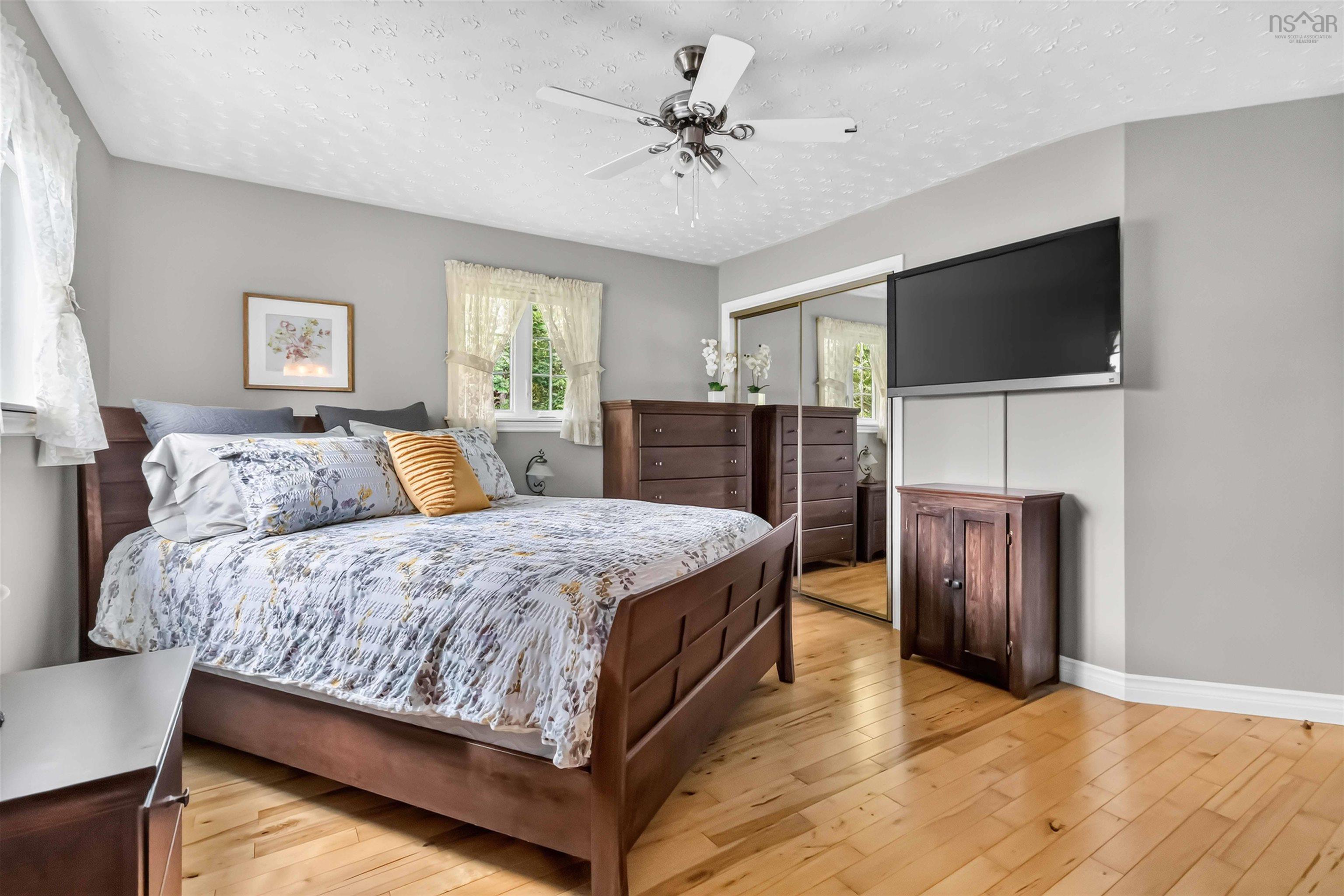 $449,000.00: 174 Silver Road, West Northfield