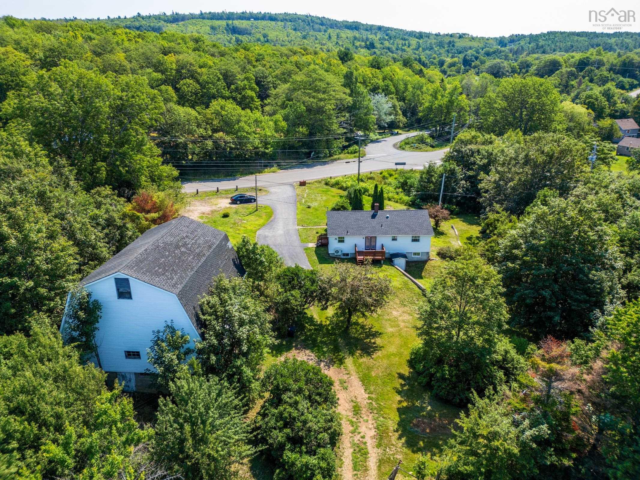 $799,000.00: 9515 Highway 8, Lequille